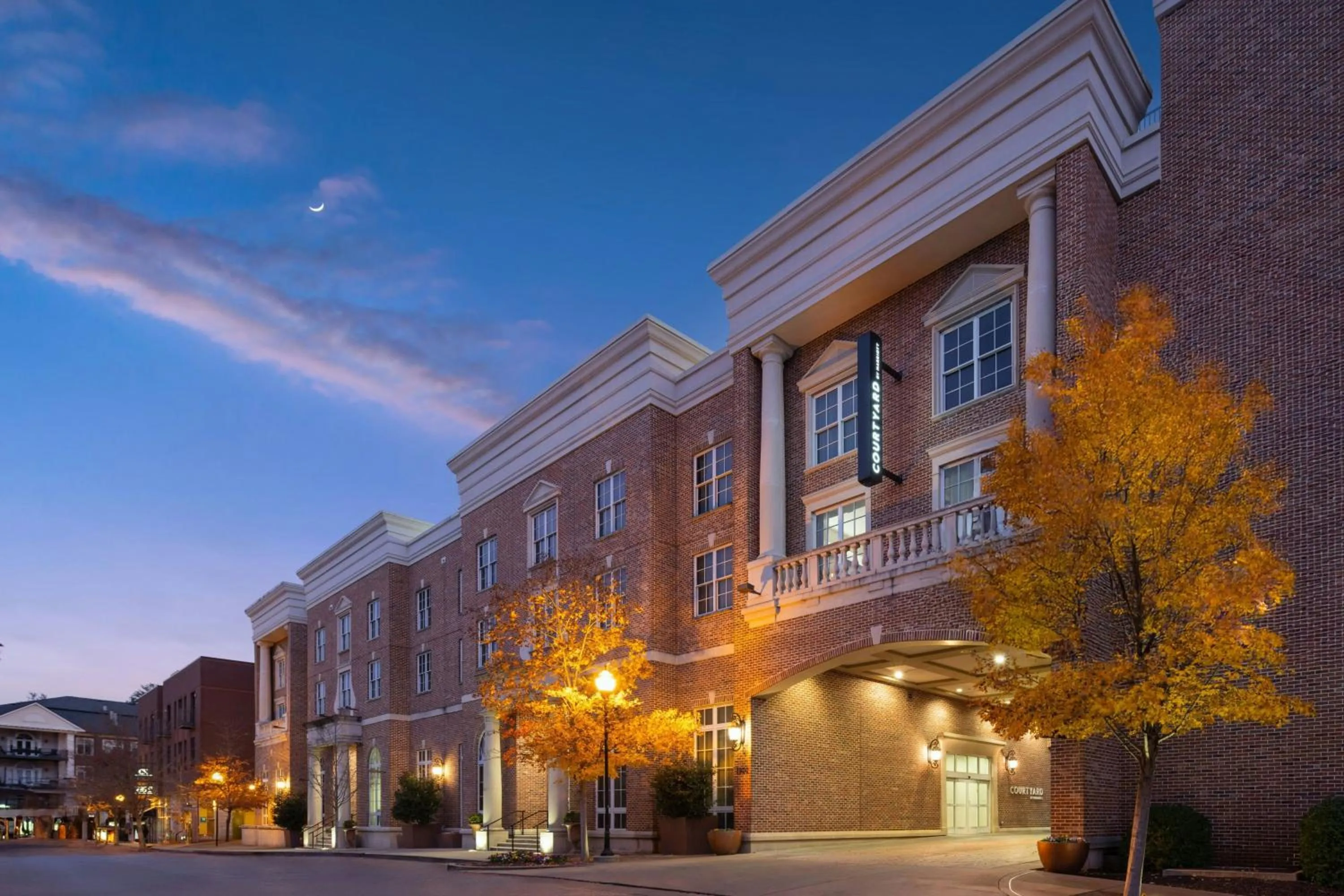 Property building in Courtyard by Marriott Nashville Green Hills