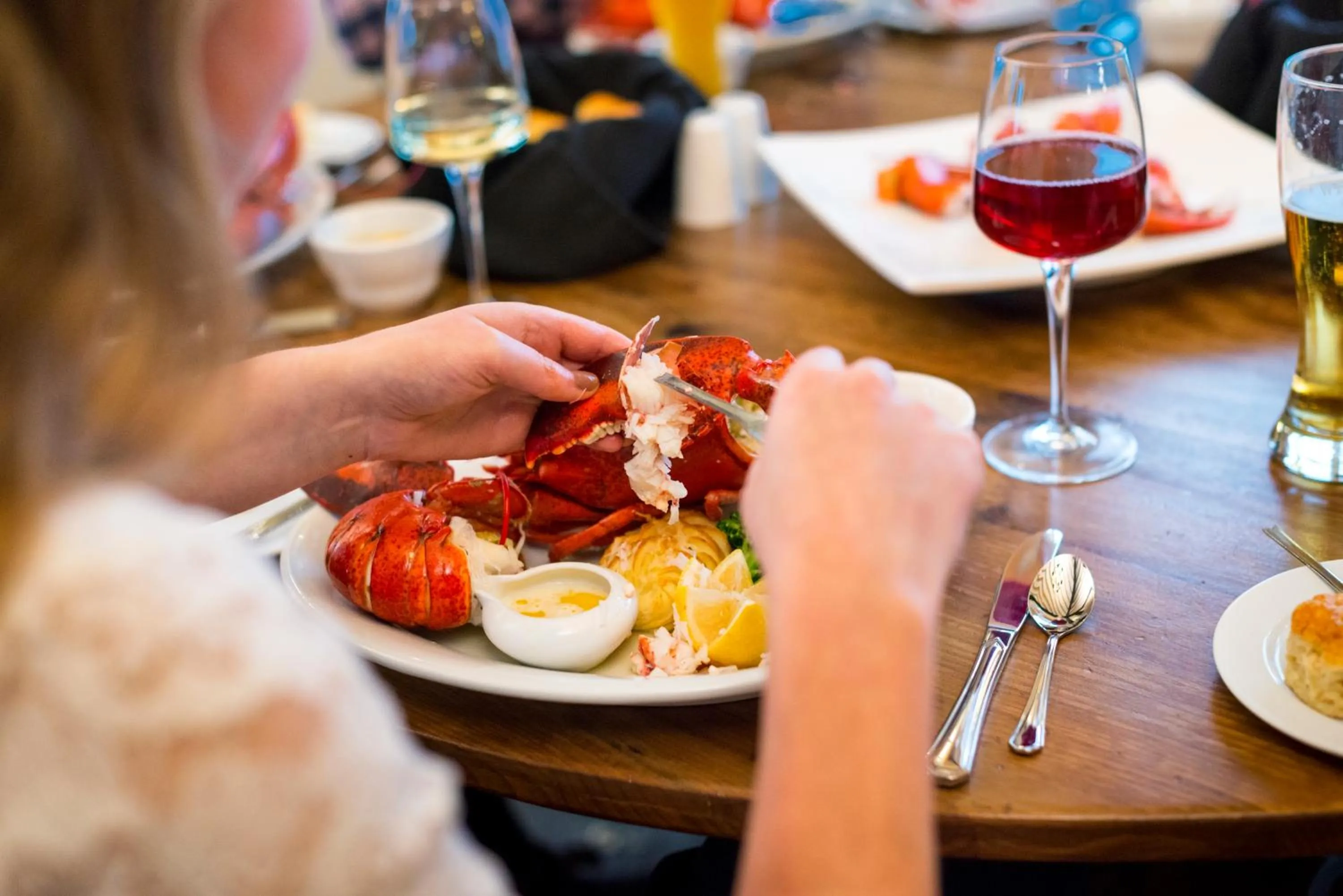 Restaurant/places to eat in White Point Beach Resort