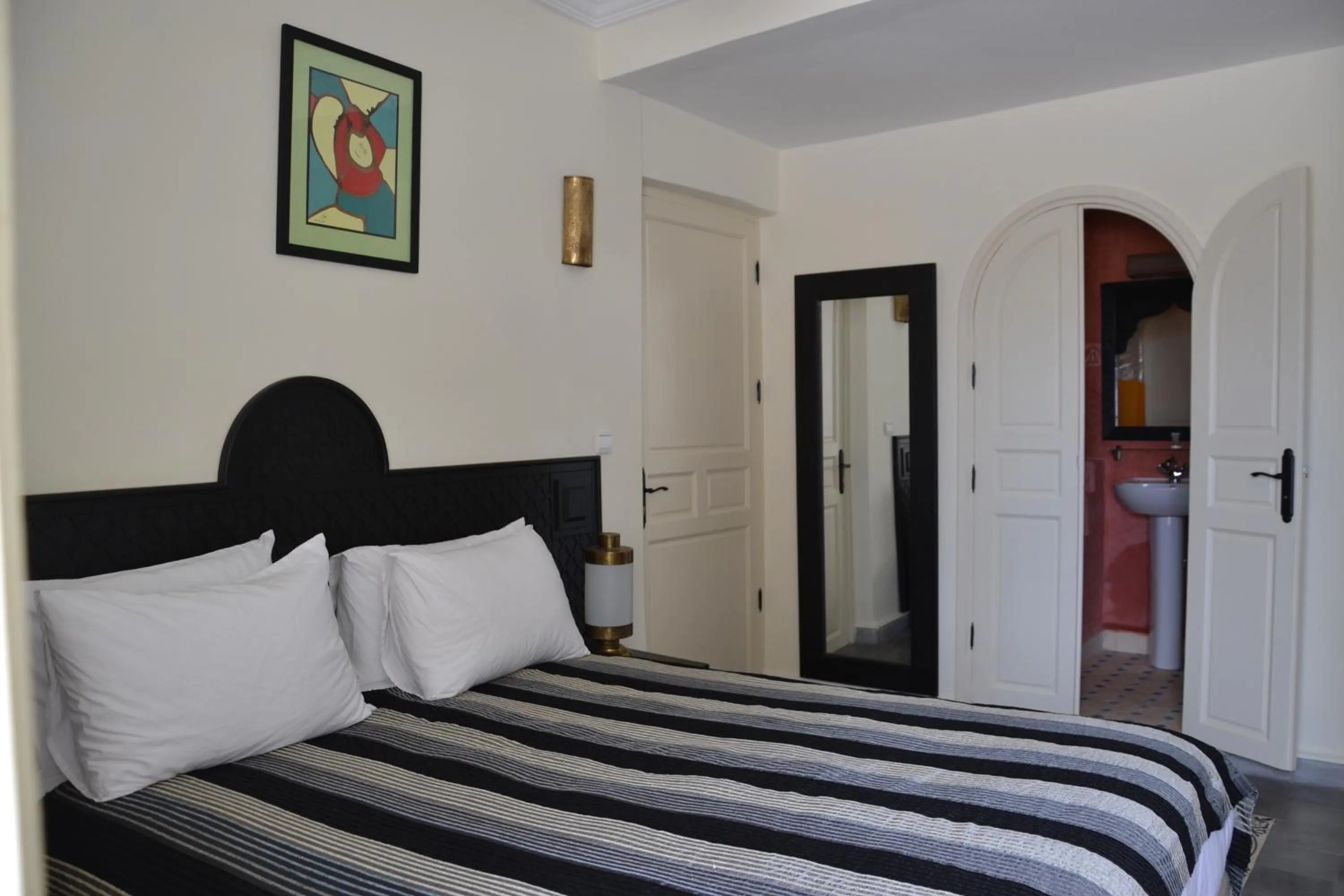 Bed in Hotel Riad Ben Atar