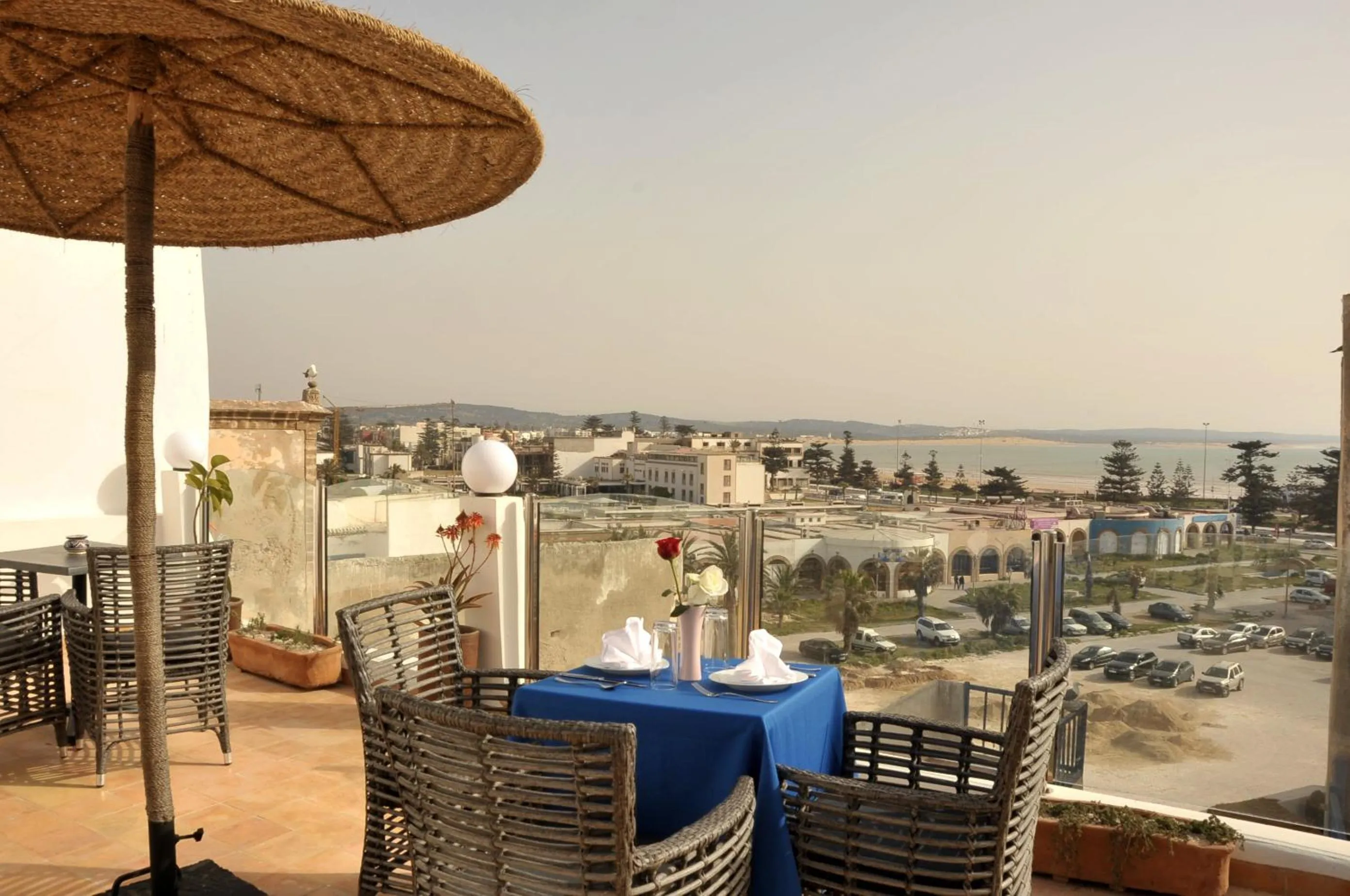 Restaurant/places to eat in Hotel Riad Ben Atar