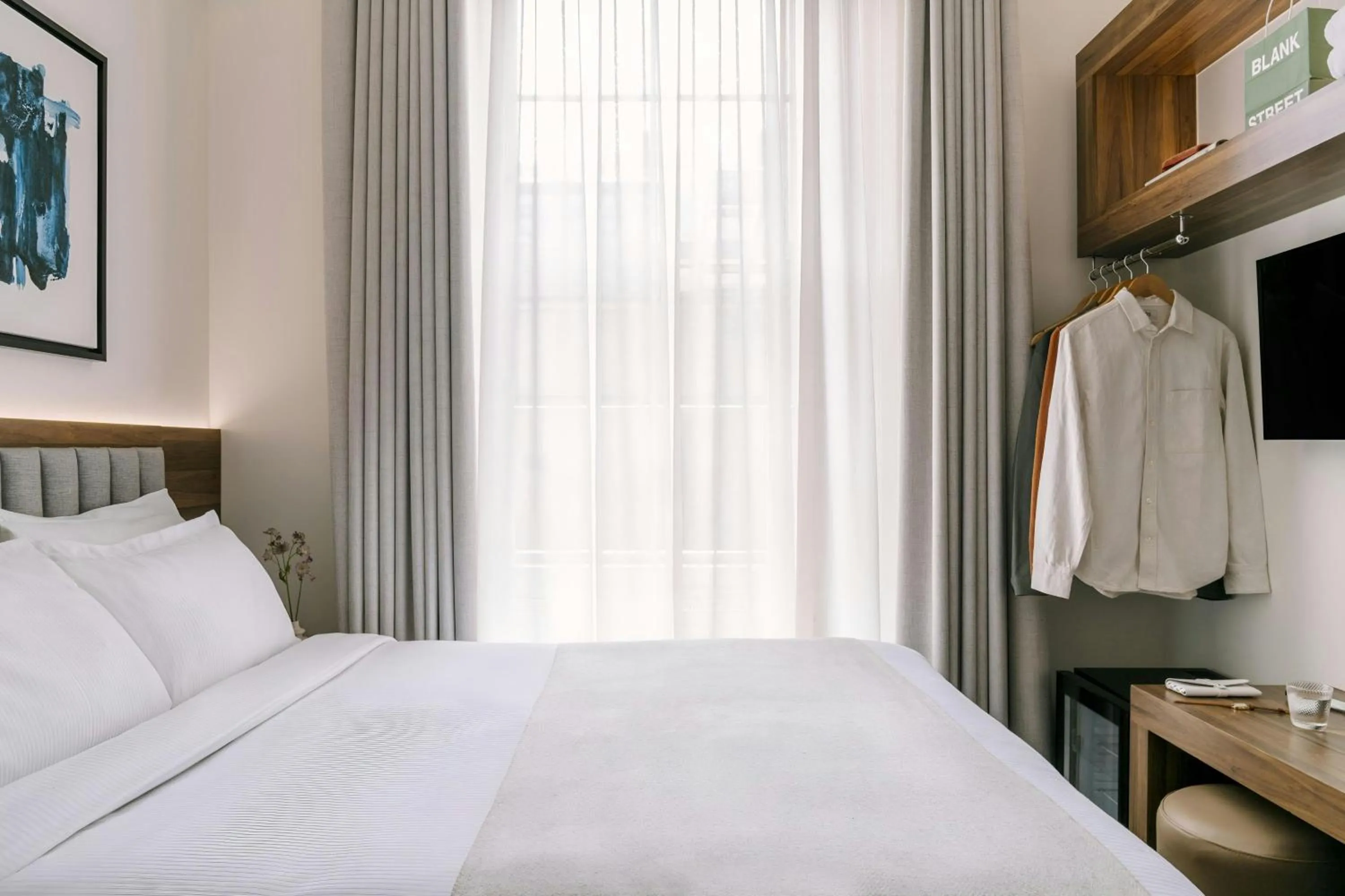 Bedroom, Bed in The Voyage Hotel Paddington