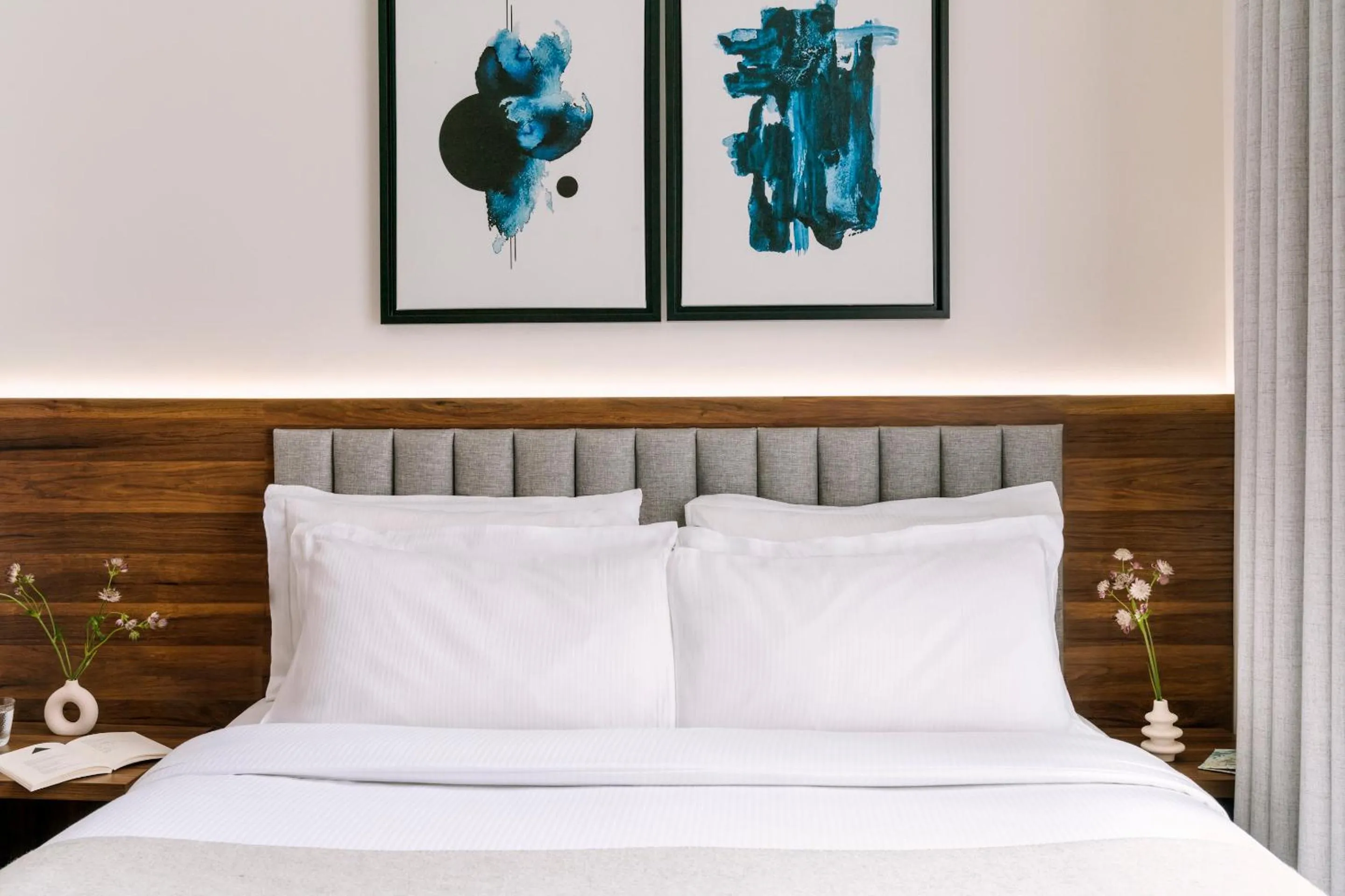 Bed in Sonder The Voyage