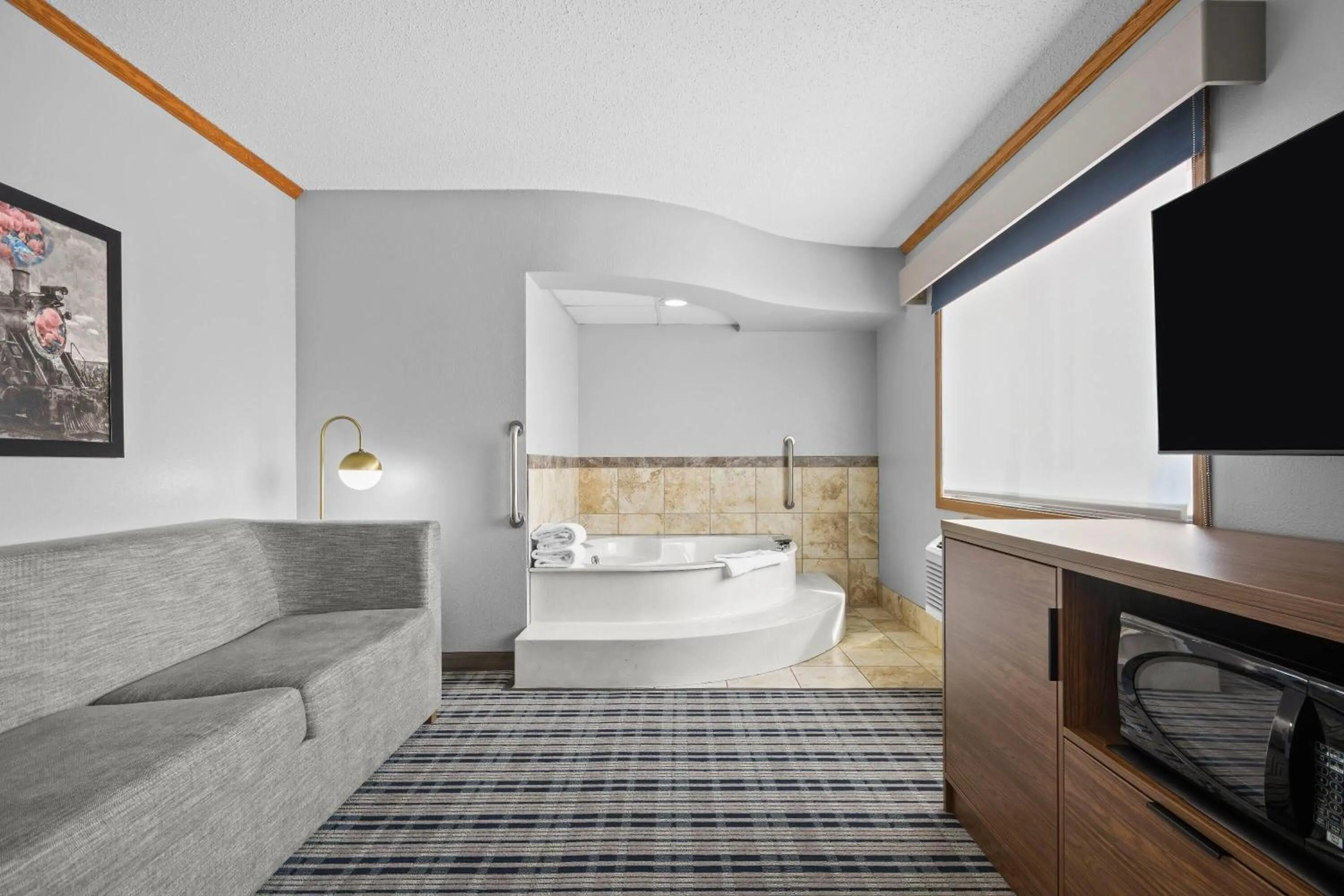 Photo of the whole room in AmericInn by Wyndham Virginia