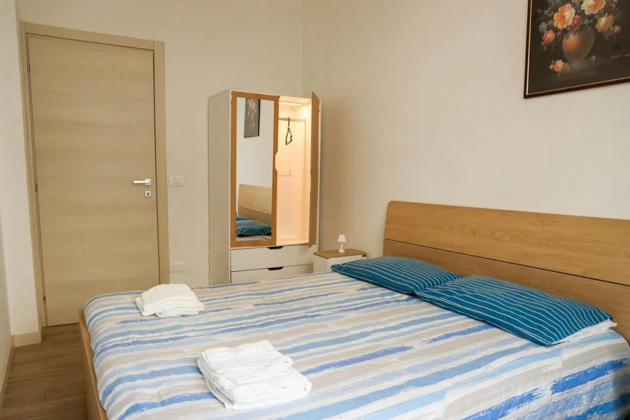 Bed in [Blu Kobler] - Ampio appartamento fronte mare