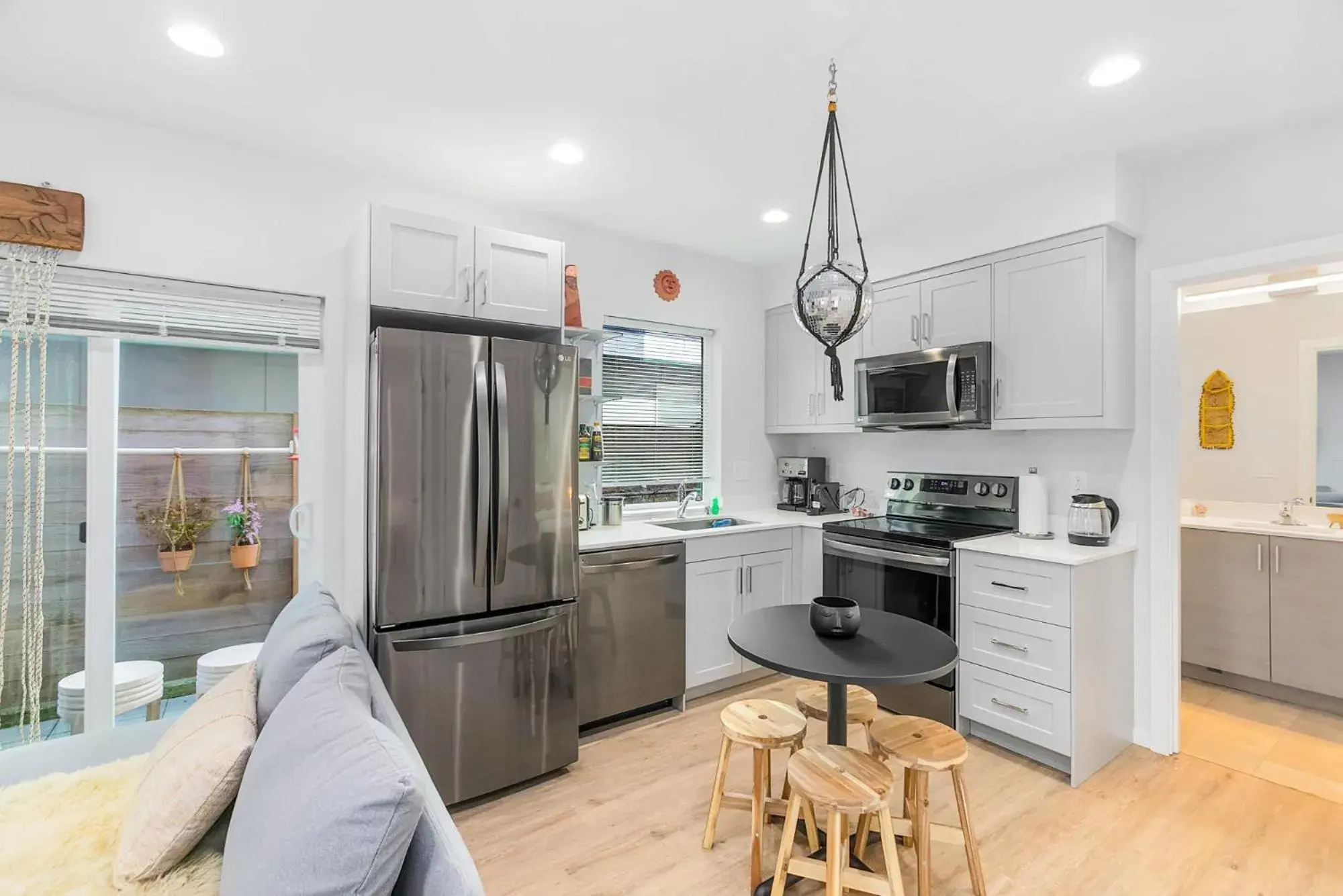 The Sweetest Suite - 91 Walkscore! The Sweetest Suite - 91 Walkscore!