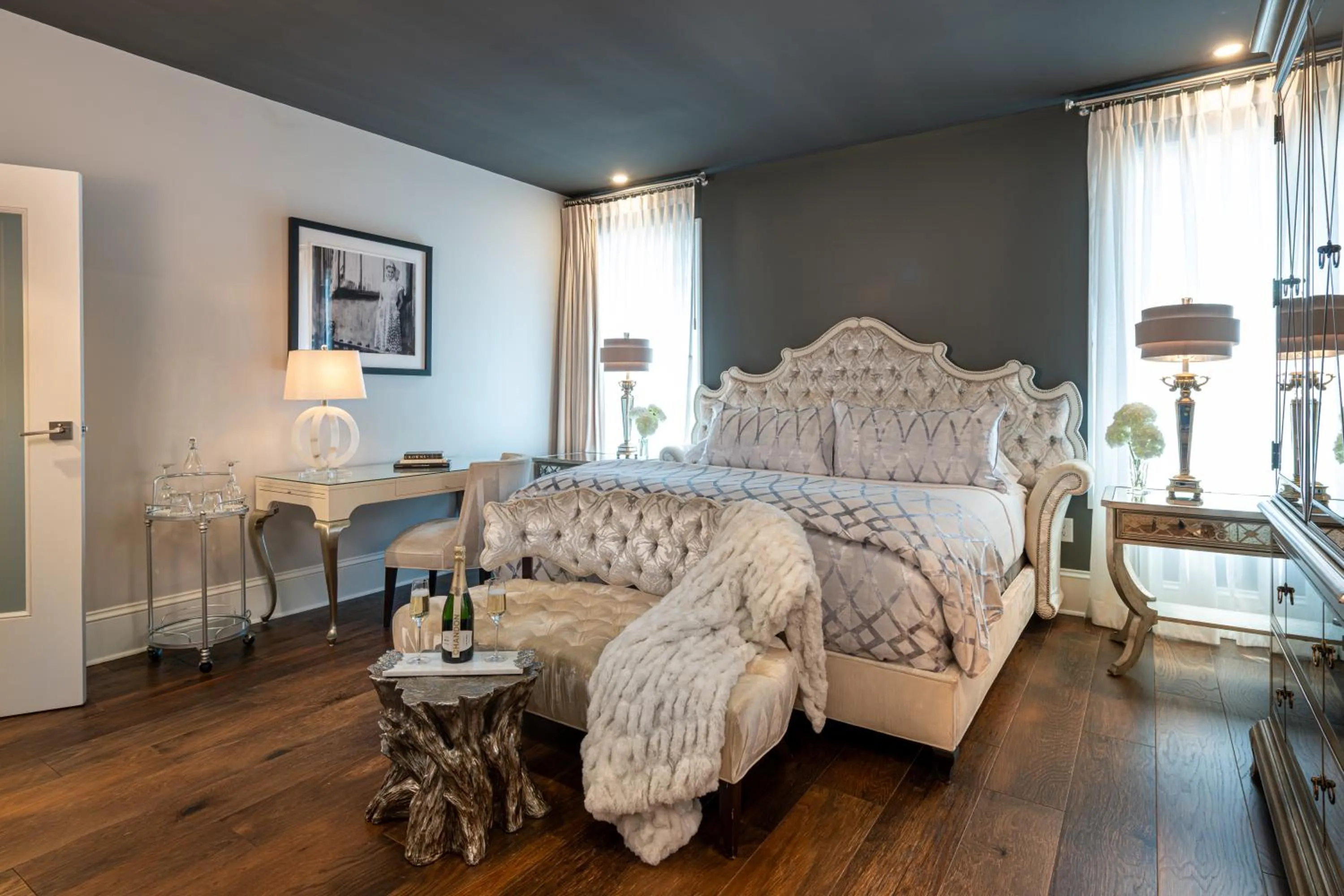 Bed in Stonehurst Place Bed & Breakfast