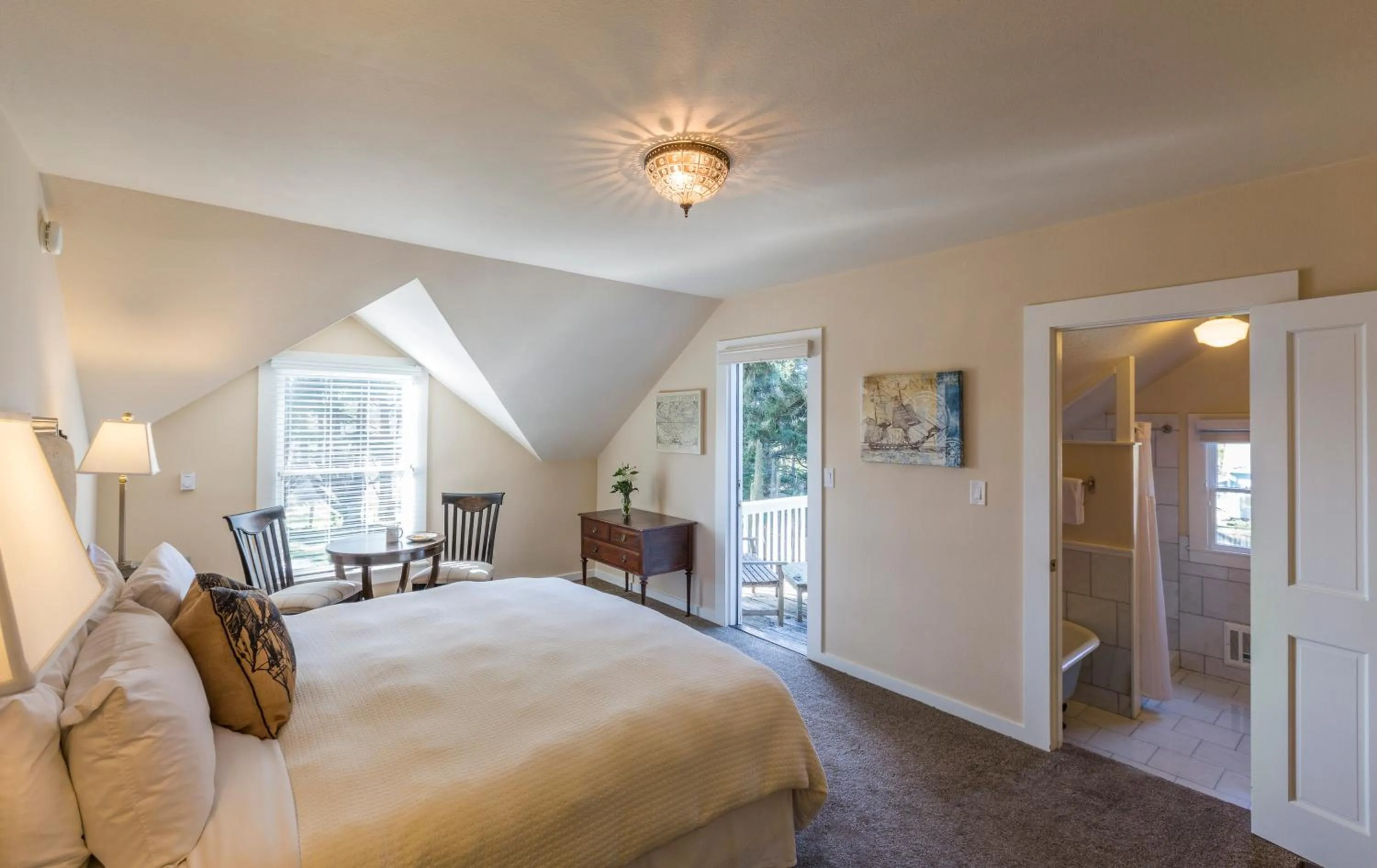 Bedroom, Bed in SCP Mendocino Inn and Farm