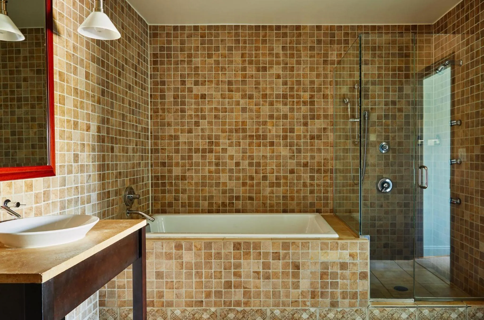 Bathroom in The Harbor Front Inn