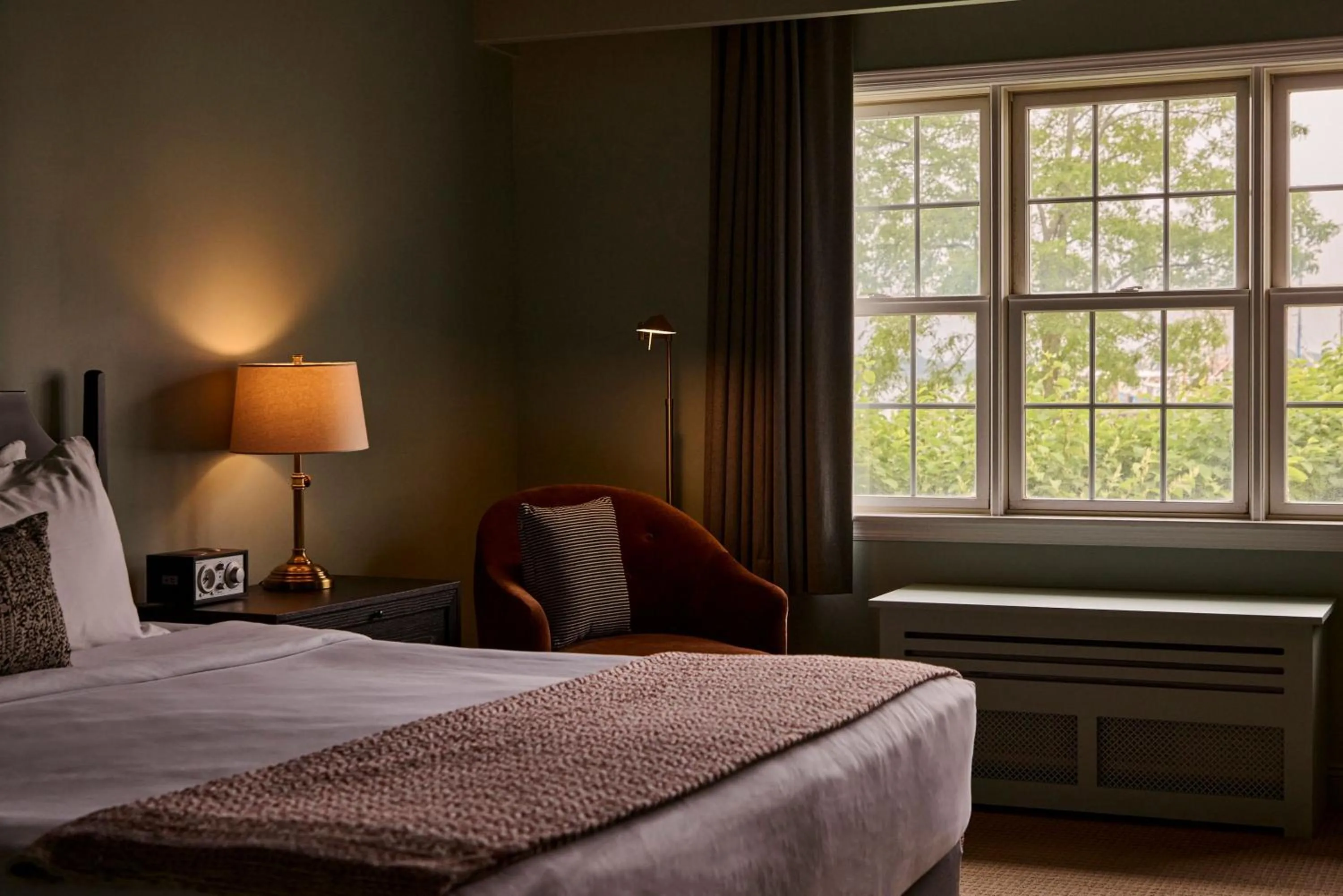 Bedroom, Bed in The Harbor Front Inn