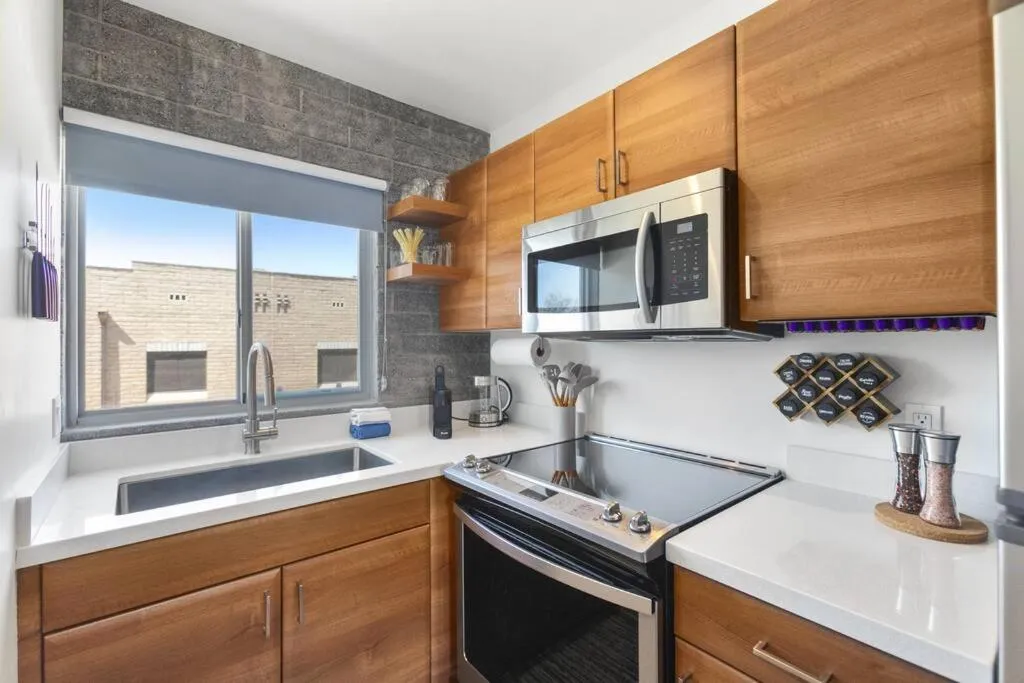 Efficient Micro Living in DTPH