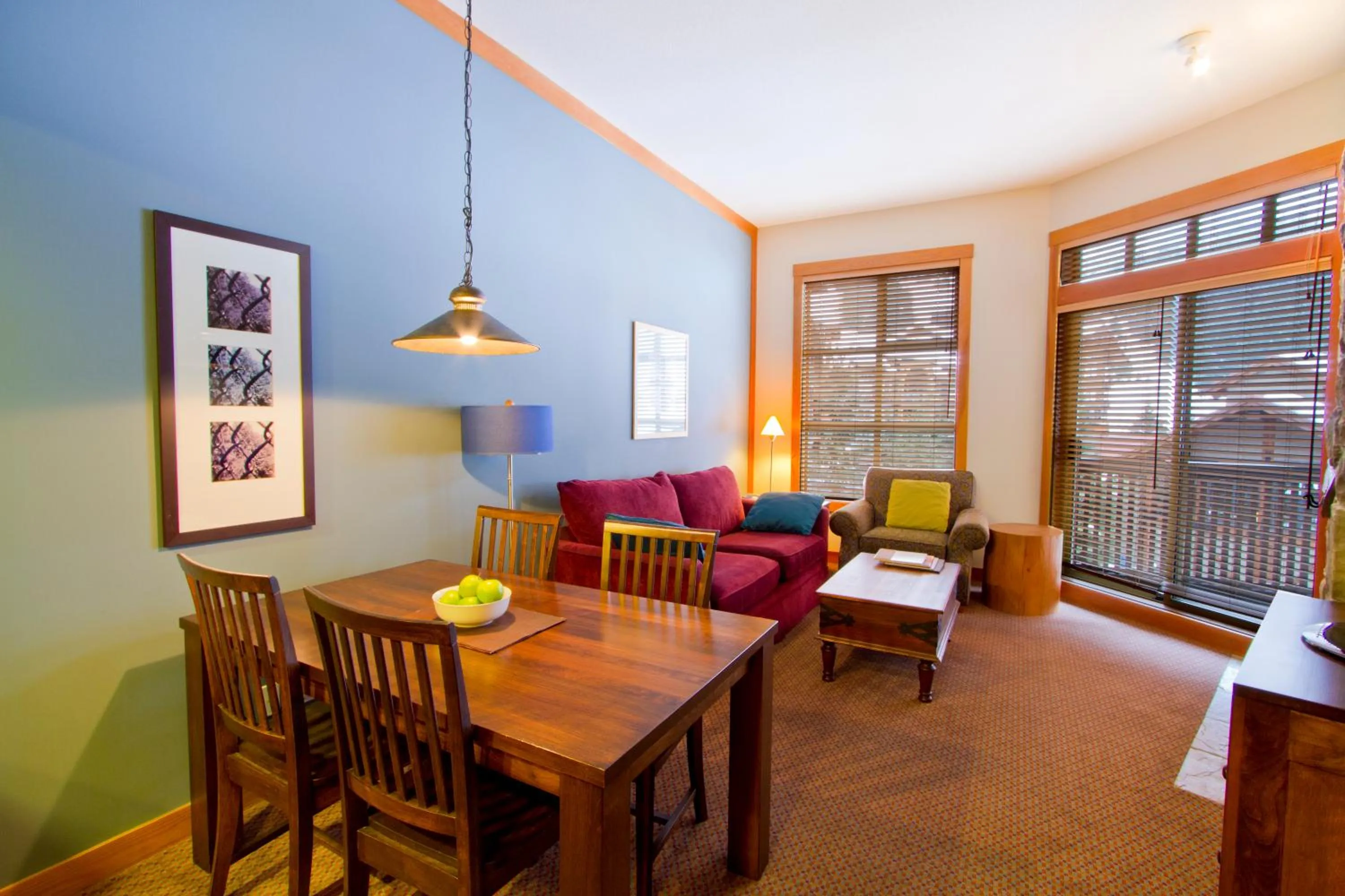 Living room in Lodging Ovations