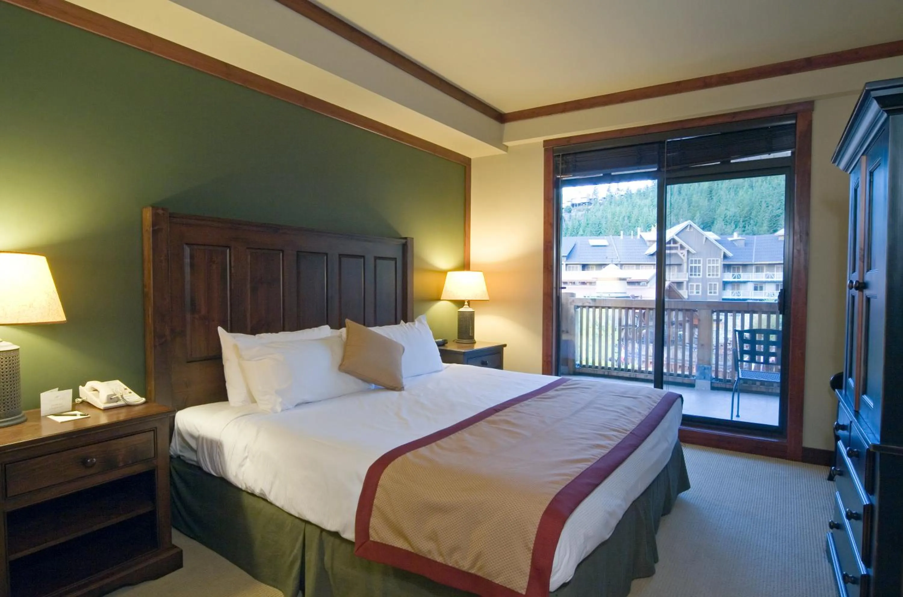 Patio in Lodging Ovations