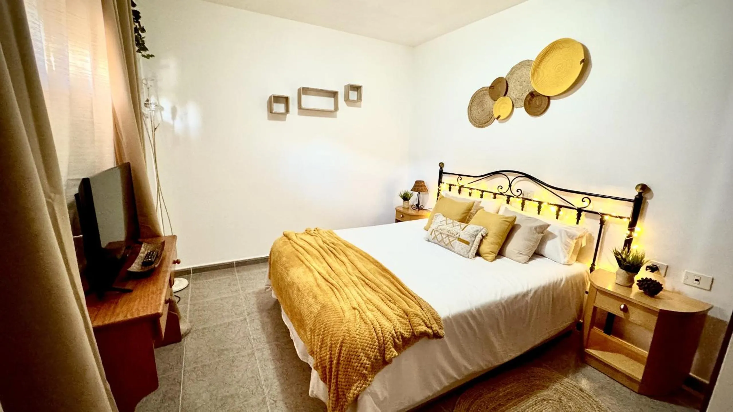 Bohemio Playa Los Cristianos by Deihu Experiences
