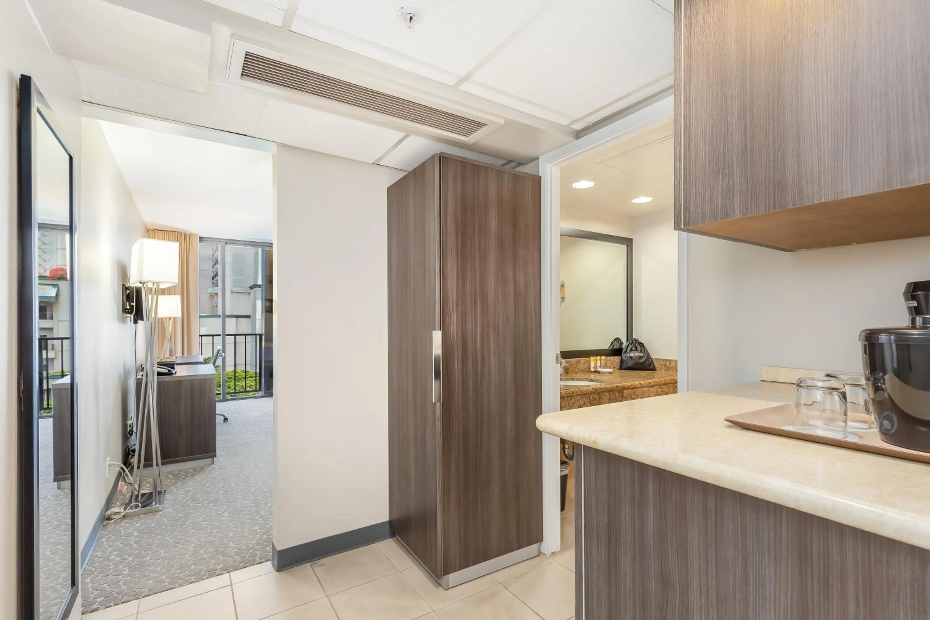 Bathroom in Castle at Palms at Waikīkī