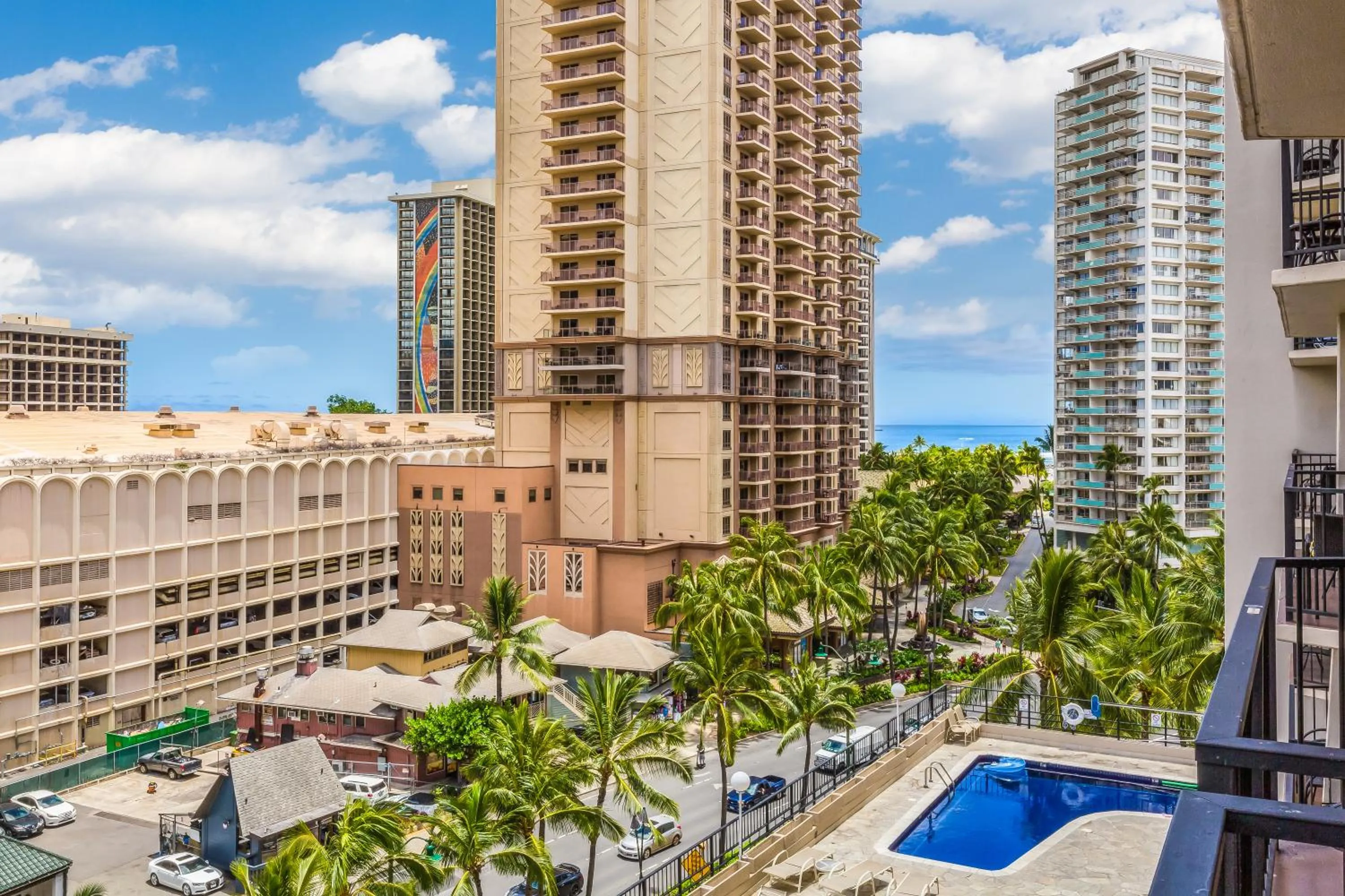 Property building in Castle at Palms at Waikīkī