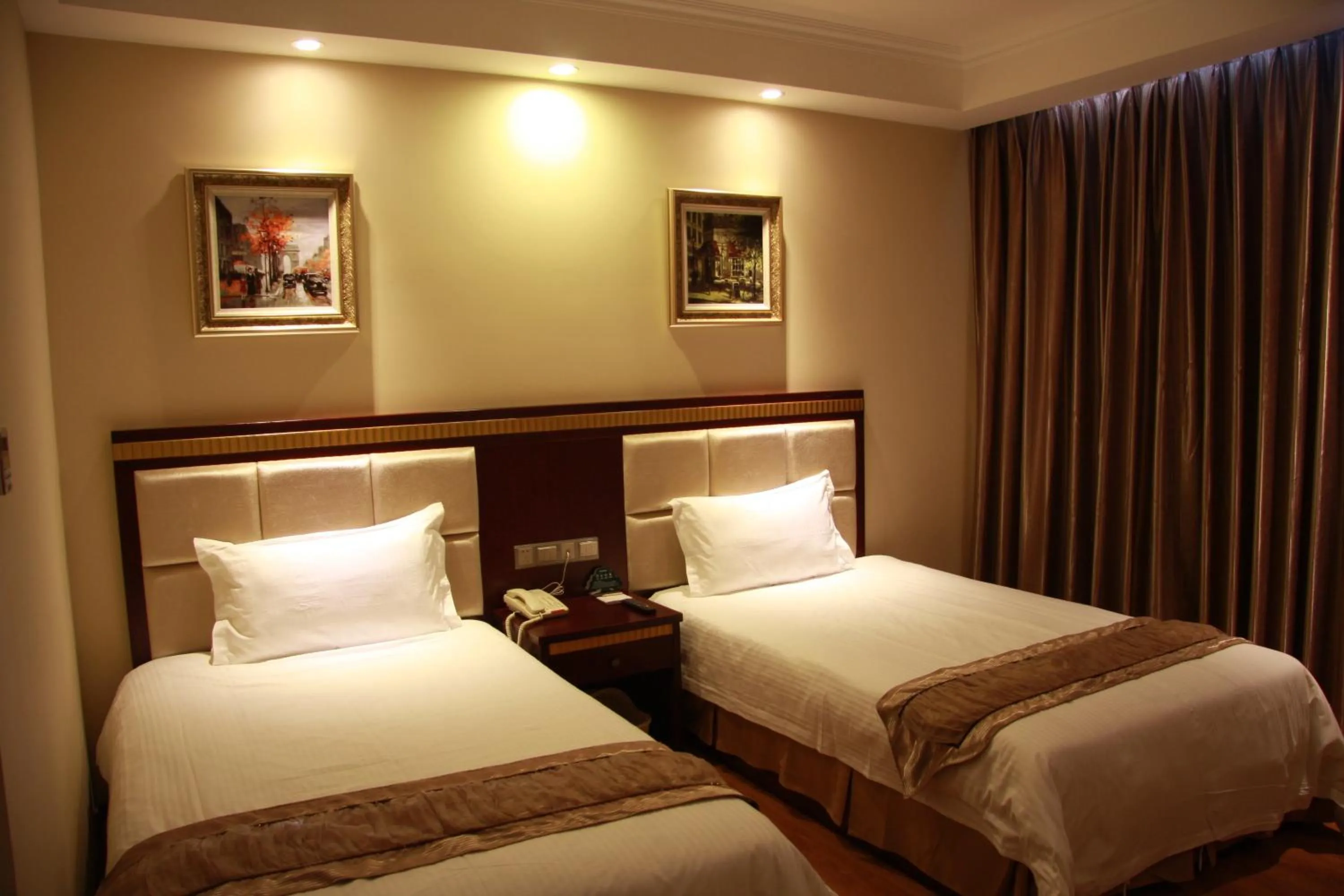 Photo of the whole room in GreenTree Inn Guangdong Shantou Chengjiang Road Business Hotel