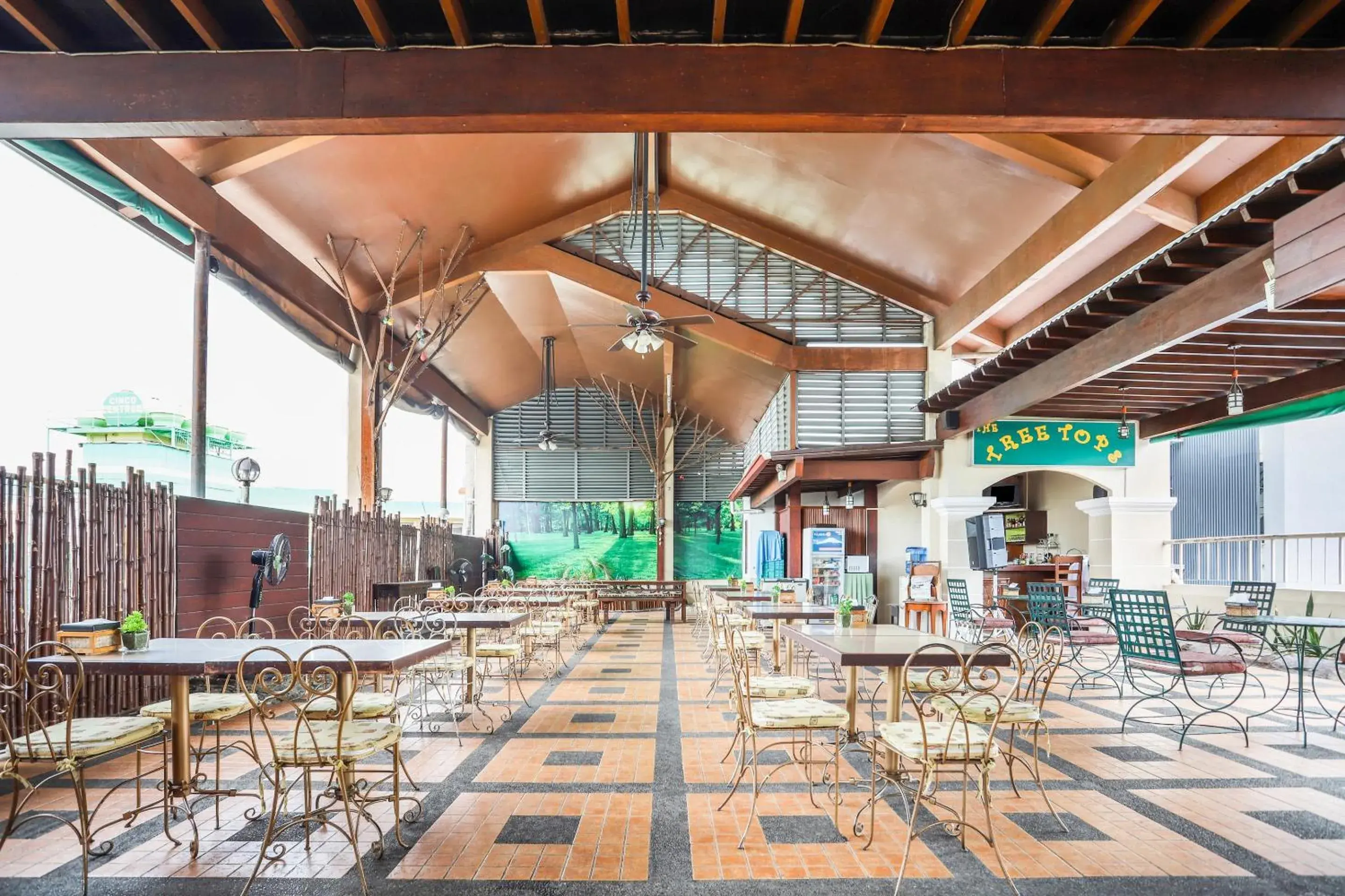 Restaurant/places to eat in OYO 210 Apple Tree Suites Restaurant/places to eat in OYO 210 Apple Tree Suites