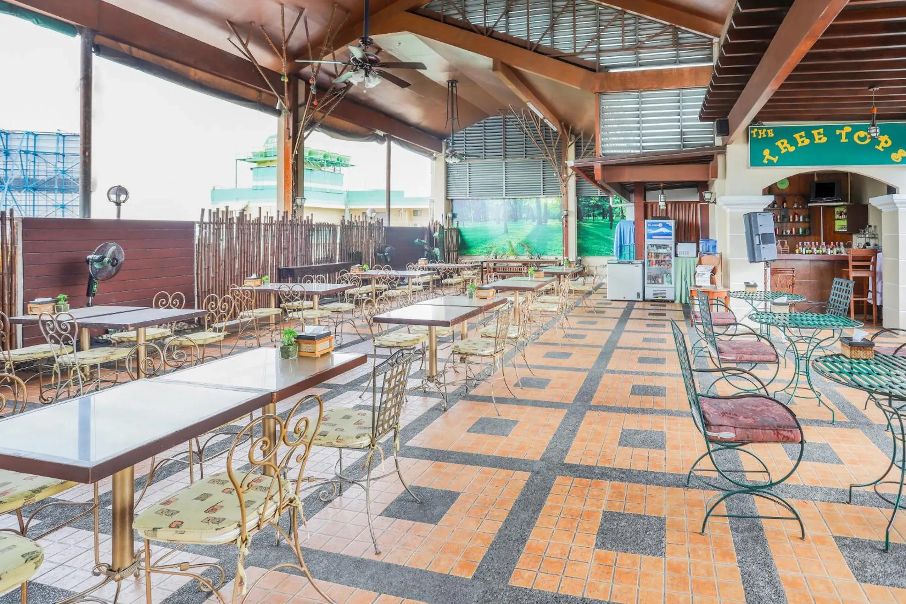 Restaurant/places to eat in OYO 210 Apple Tree Suites Restaurant/places to eat in OYO 210 Apple Tree Suites