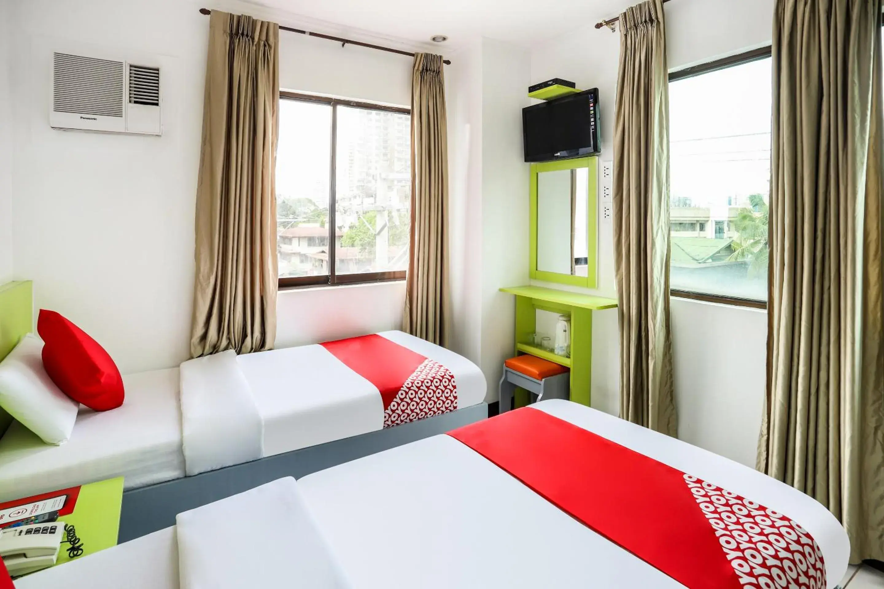 Bedroom, Bed in OYO 210 Apple Tree Suites Bedroom, Bed in OYO 210 Apple Tree Suites