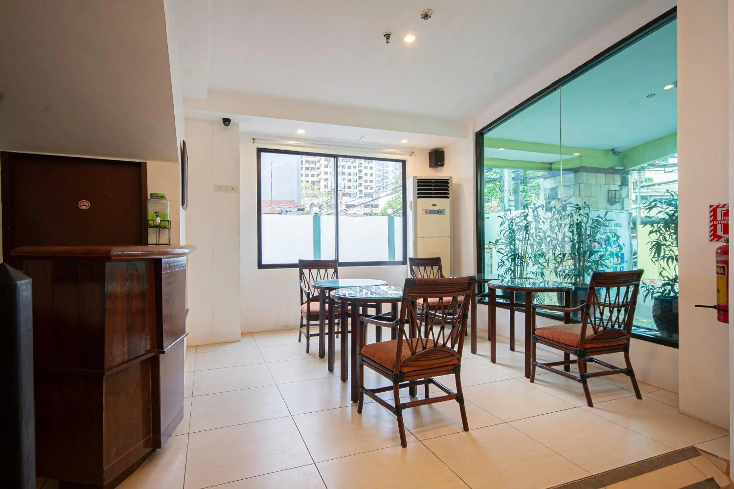 Lobby or reception in OYO 210 Apple Tree Suites Lobby or reception in OYO 210 Apple Tree Suites