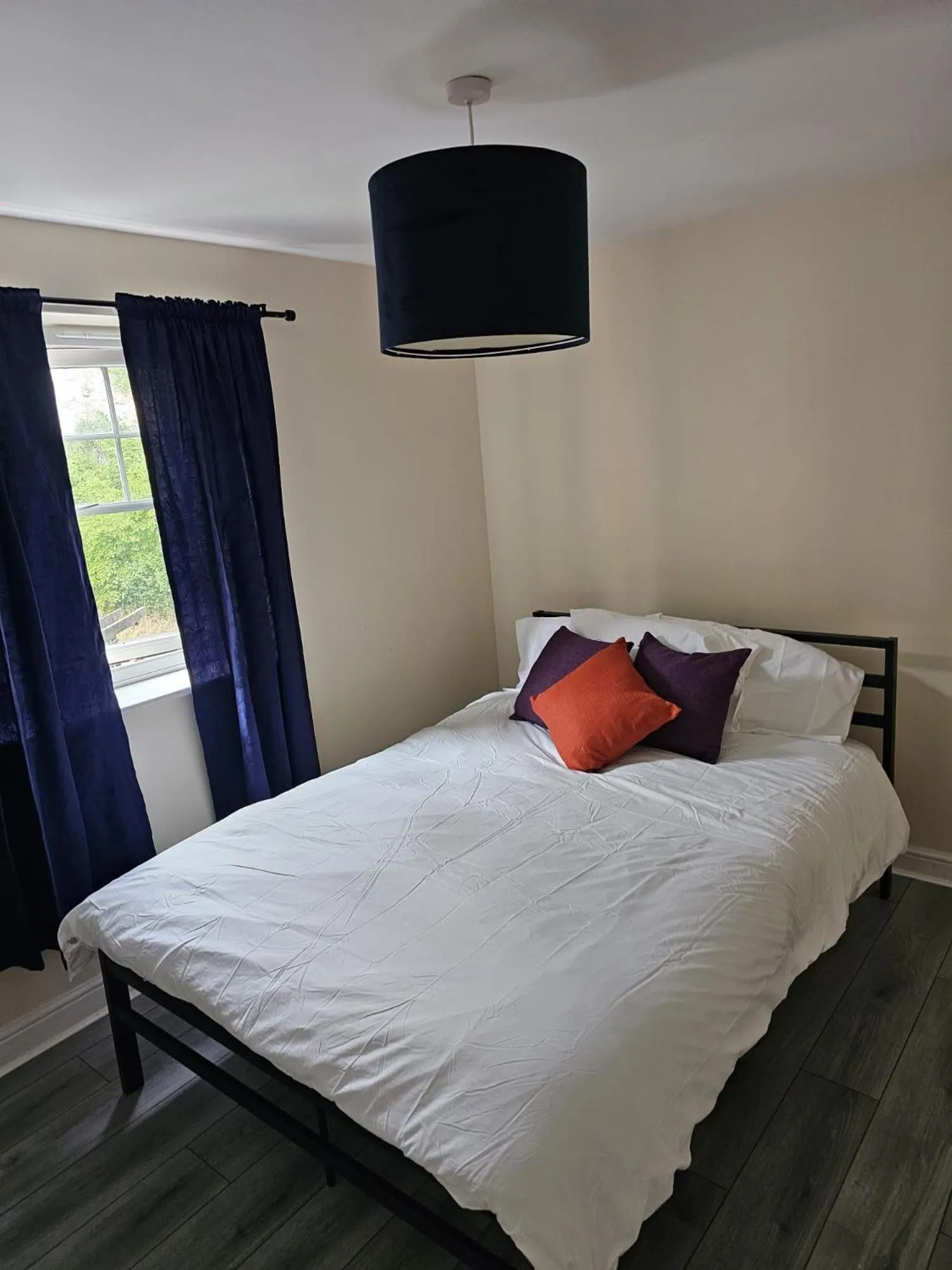 Bedroom, Bed in Sleek 4 bed Apartment with 2 bathrooms