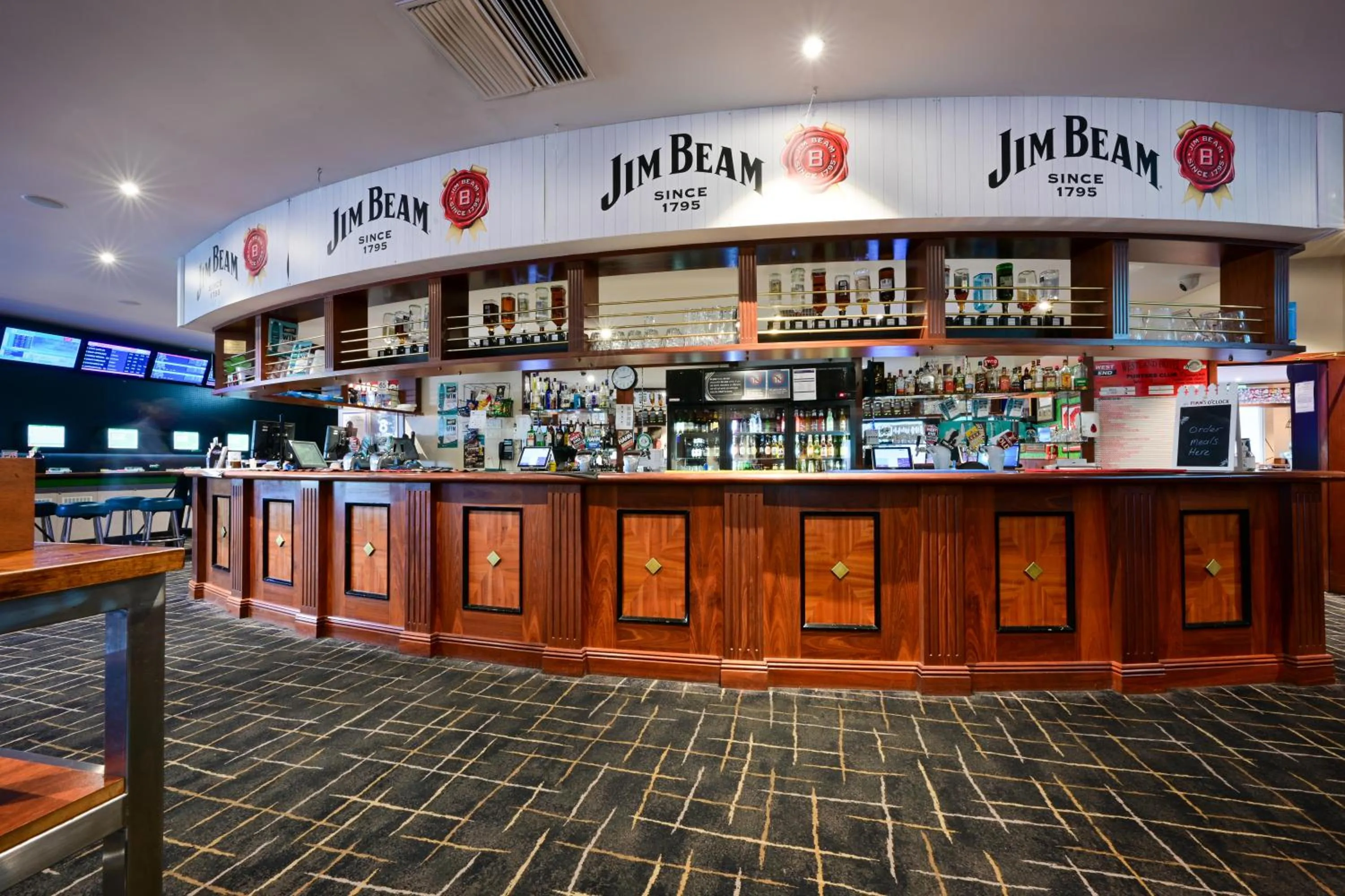 Westland Hotel Motel