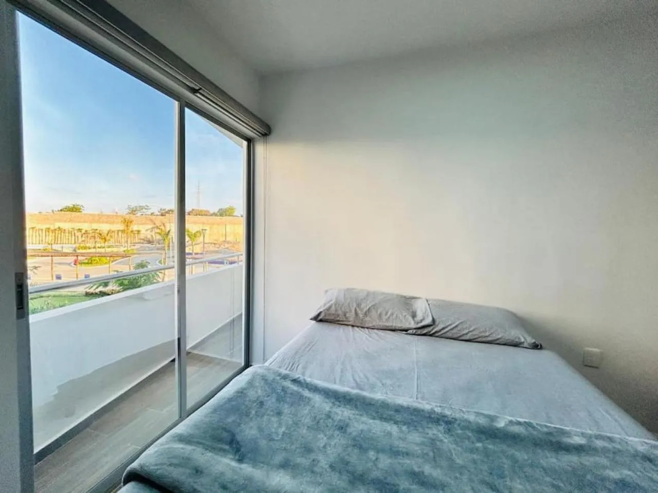 Bed in Bluú lagoon · Depa enorme alberca