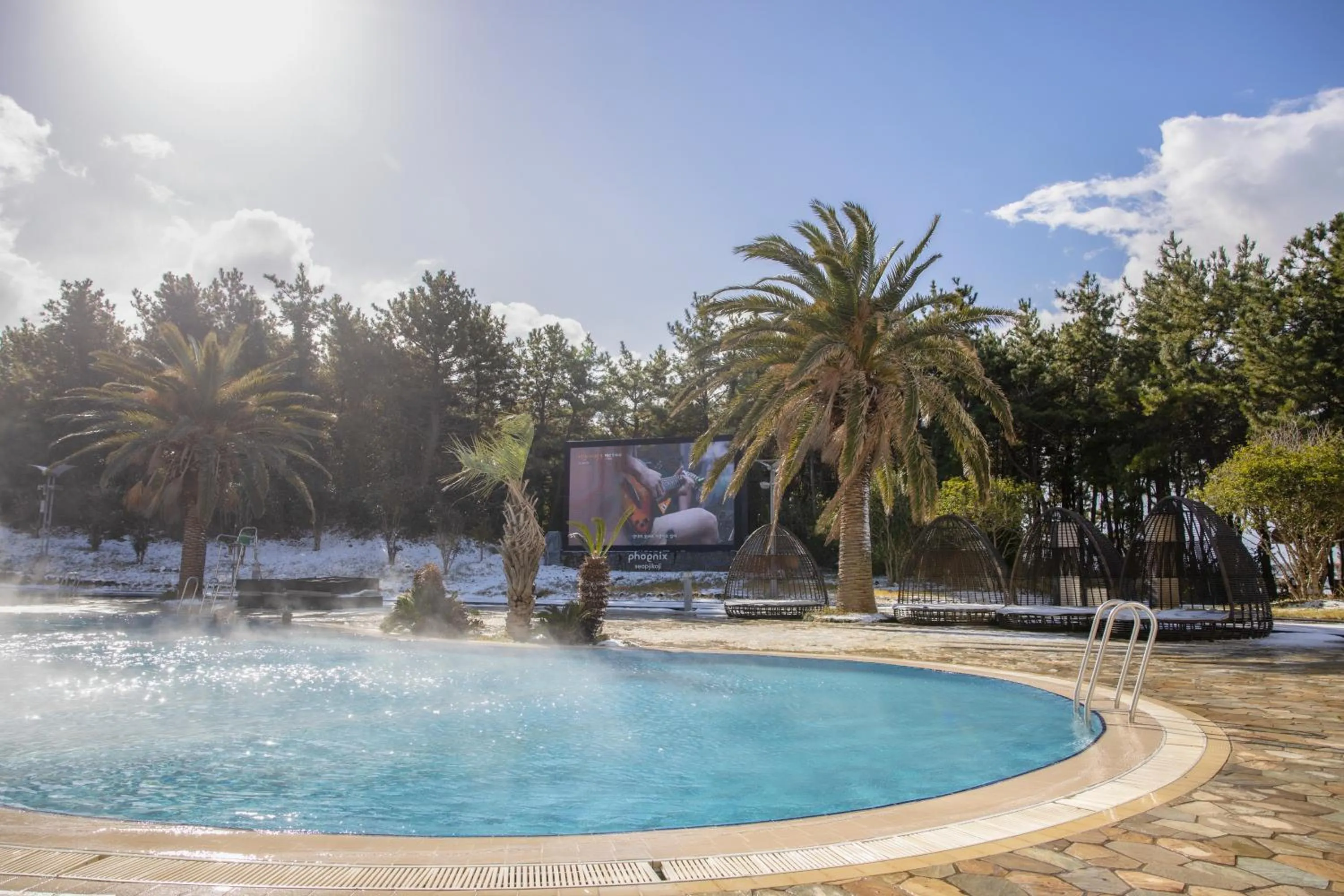 Swimming pool in Phoenix Island