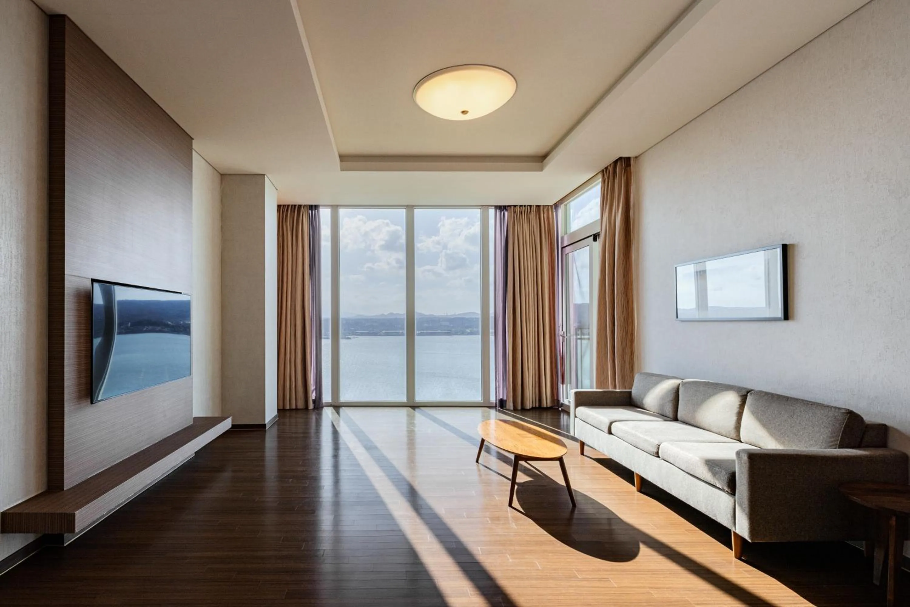 Living room in Phoenix Island