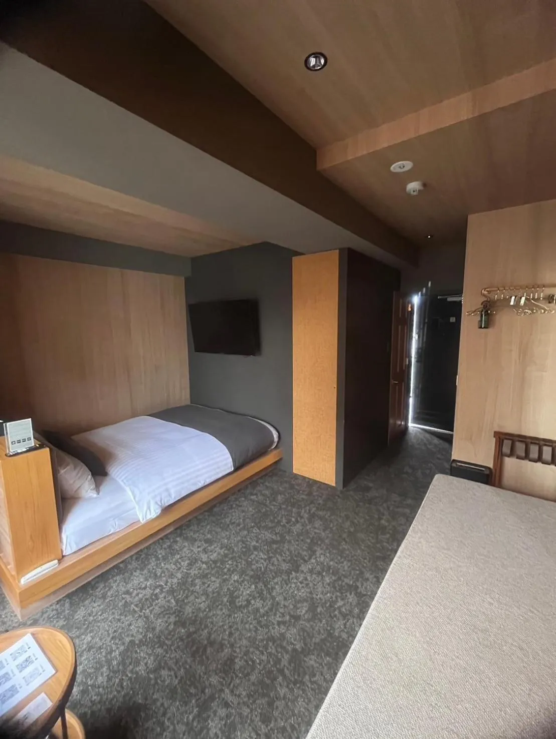 Bed in HOTEL TOMOS ASAKUSA