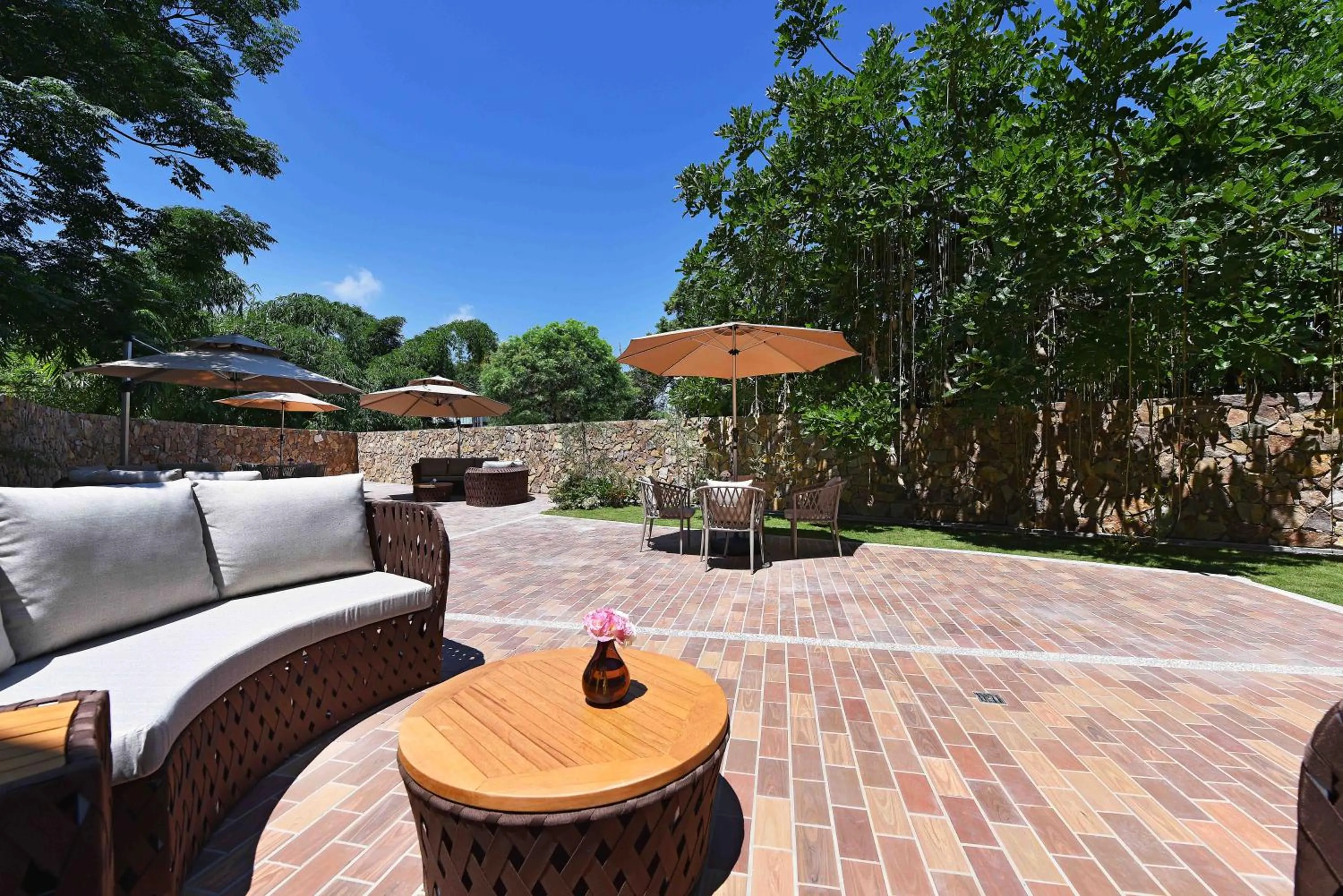 Patio in Fullon Poshtel - Shuili