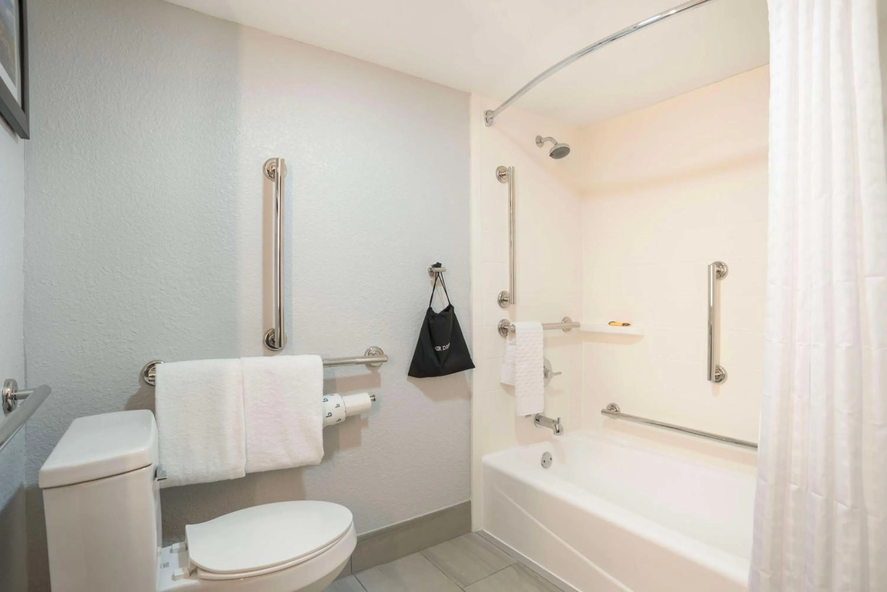 Bathroom in Best Western Plus Mobile Inn and Suites