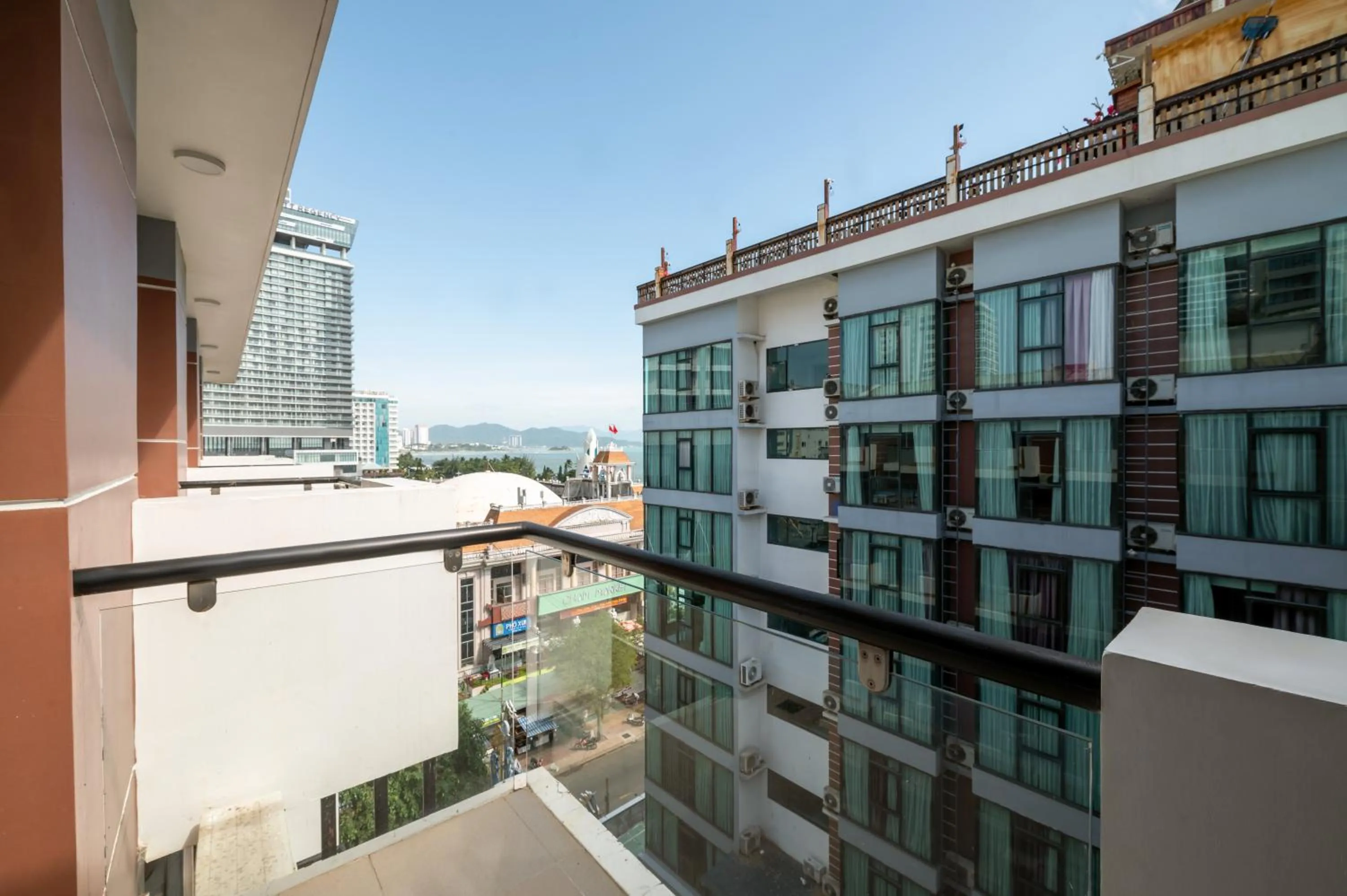 Patio in Happy Light Central Nha Trang
