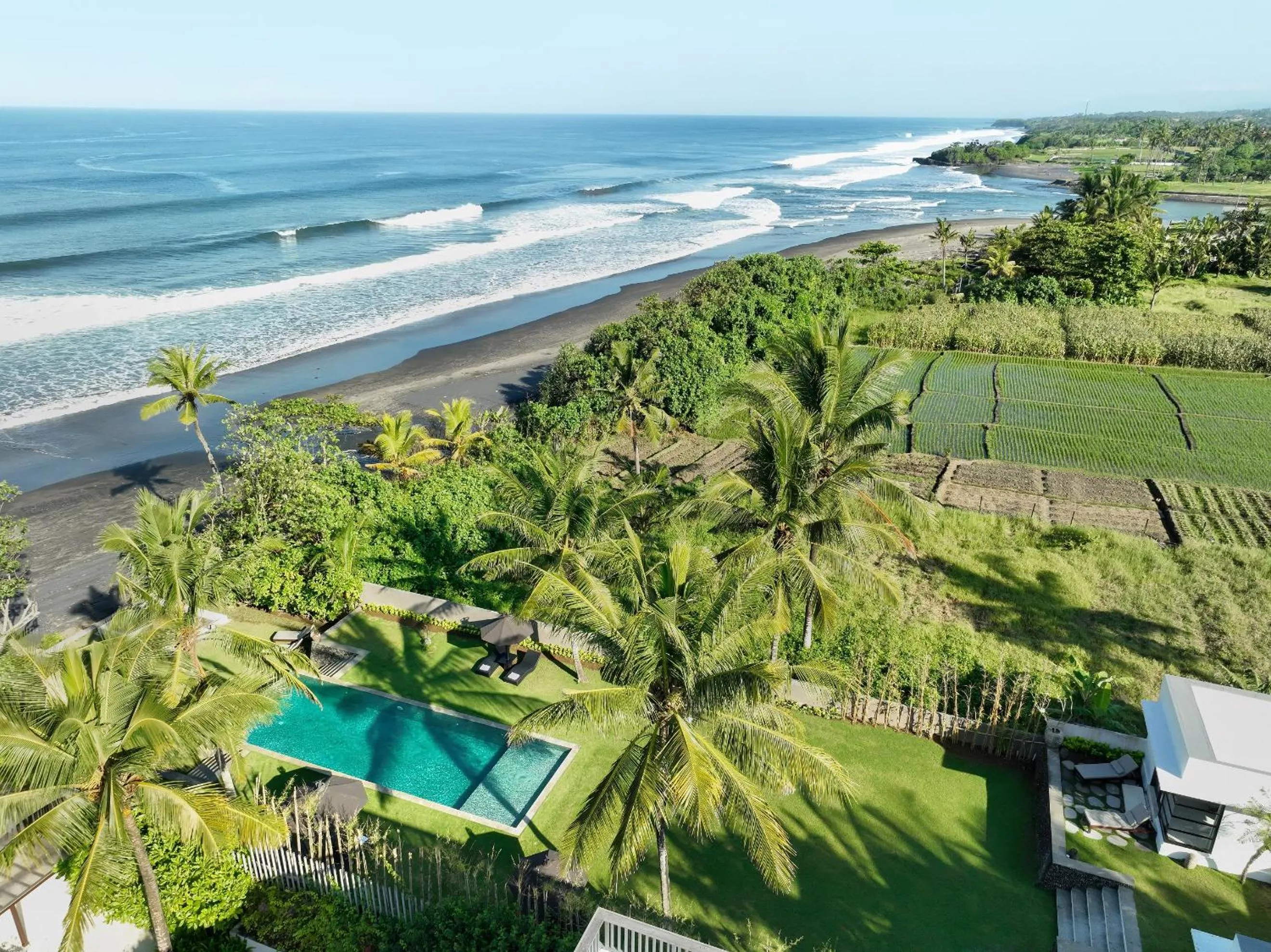 Natural landscape in Black Beach Villa - Absolute Beachfront Escape