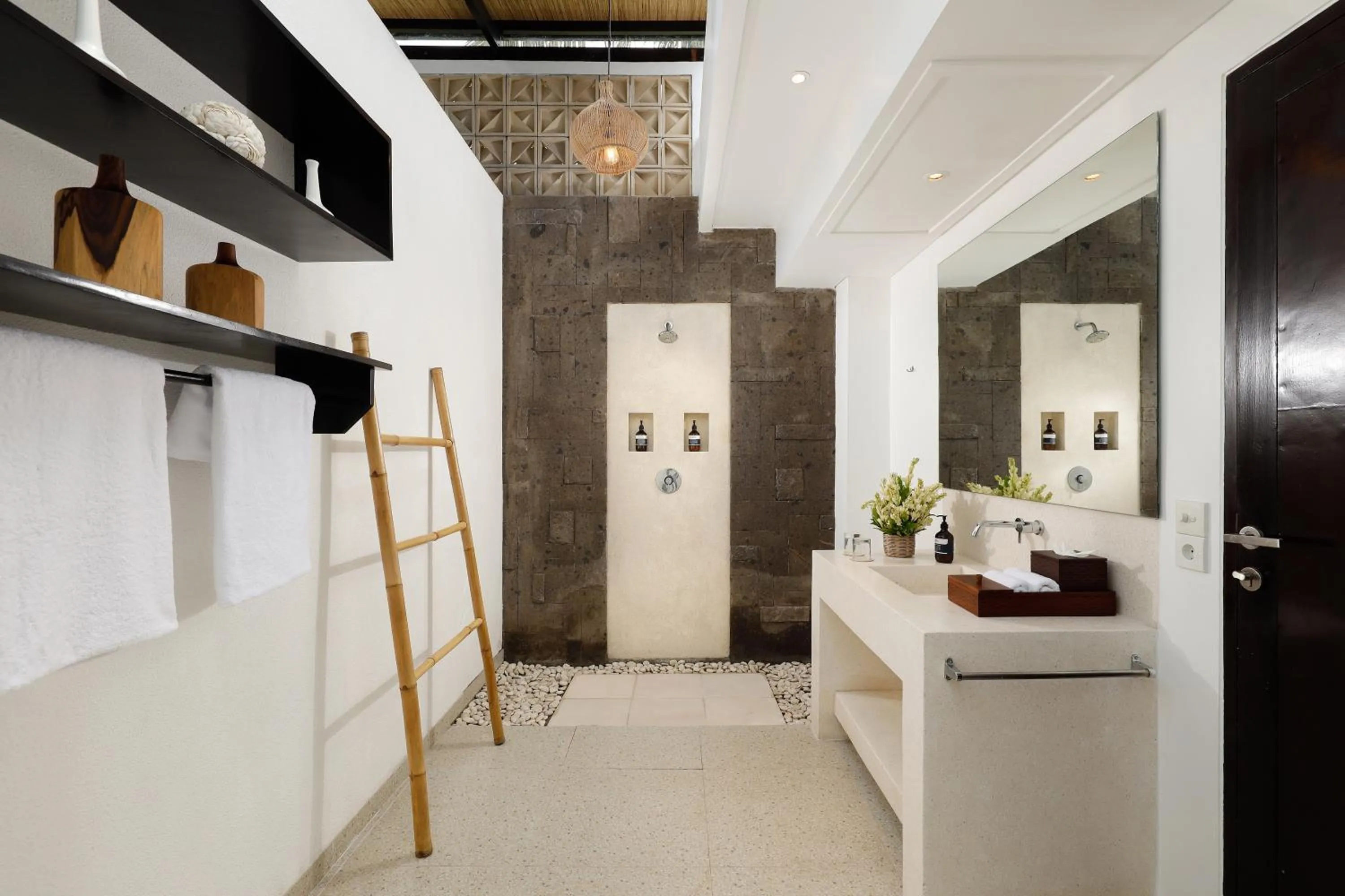 Shower in Black Beach Villa - Absolute Beachfront Escape