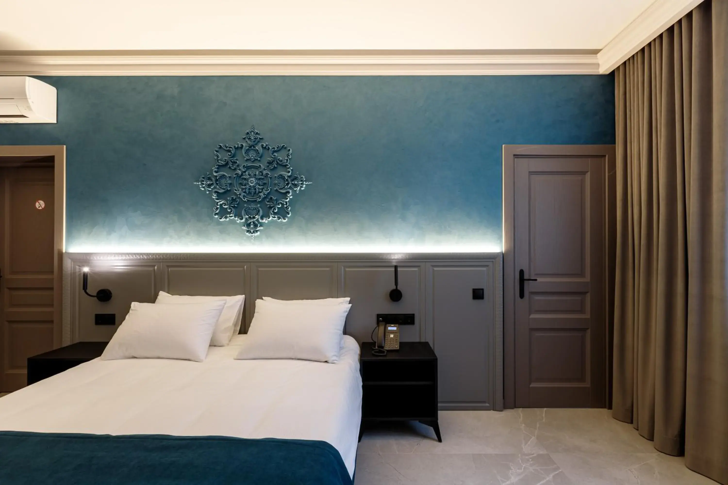 Bed in Richmond Hotel Bed in Richmond Hotel