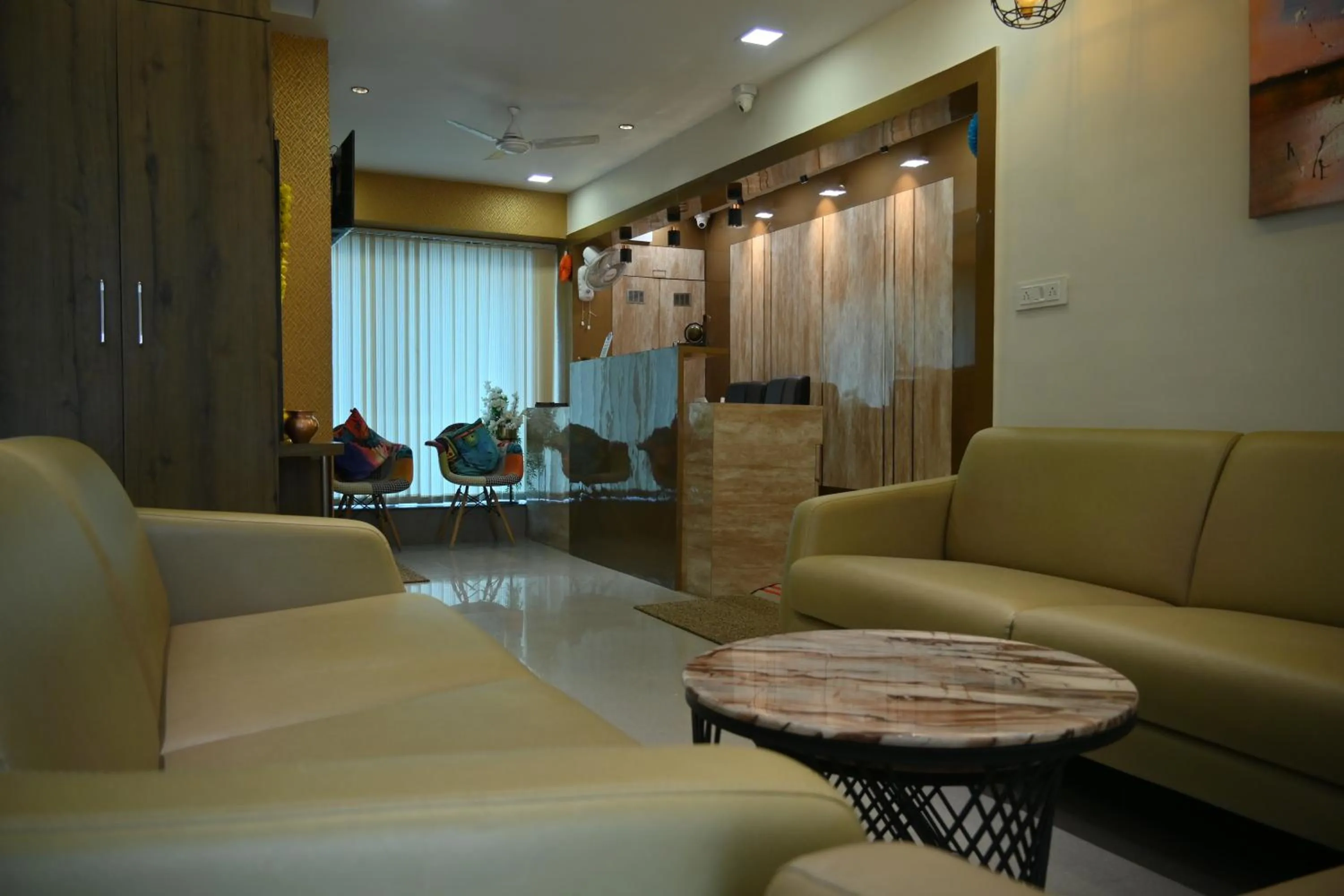 Lobby or reception in Hotel Royal Ican Sindhubhavan Road