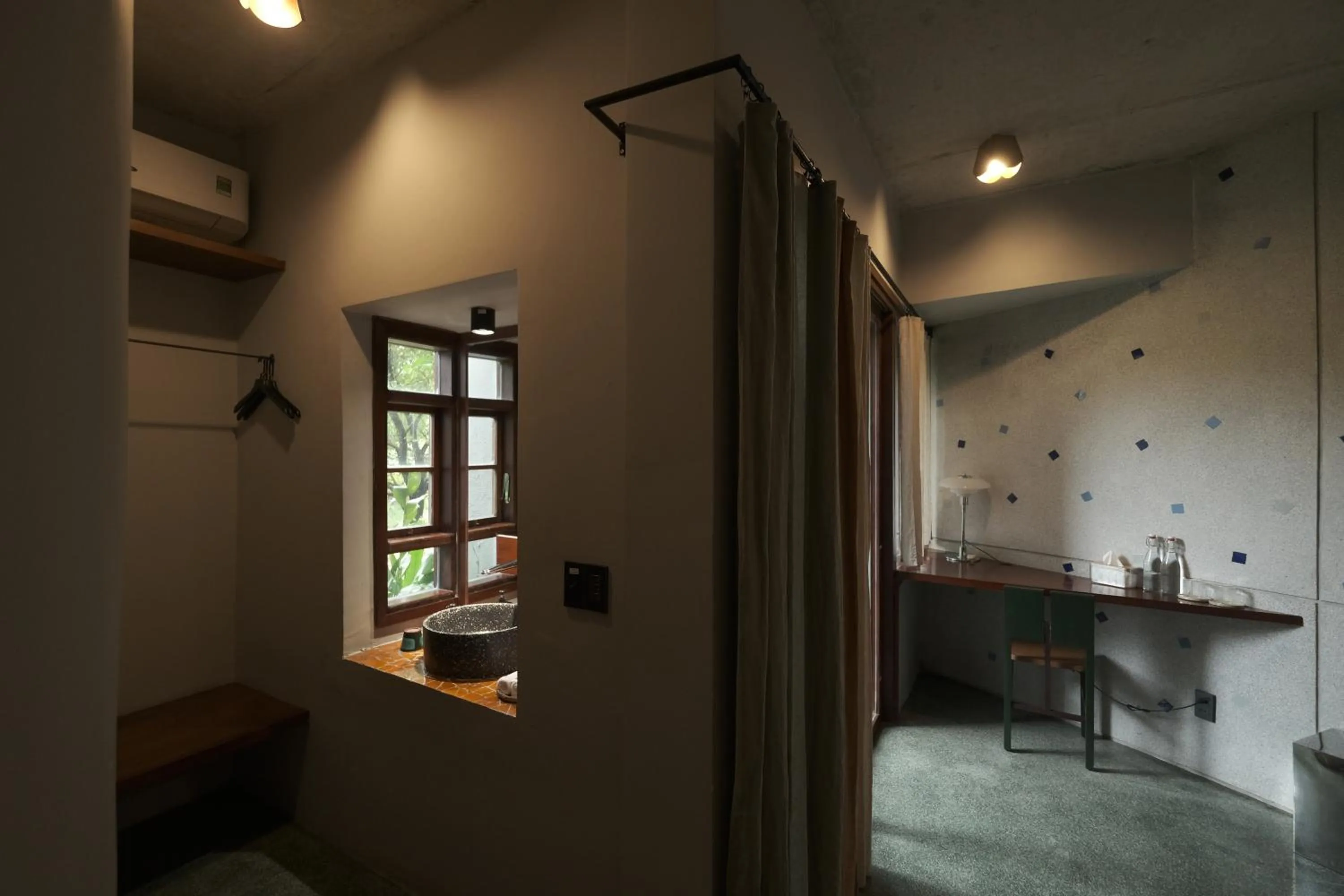 furniture in De Hué