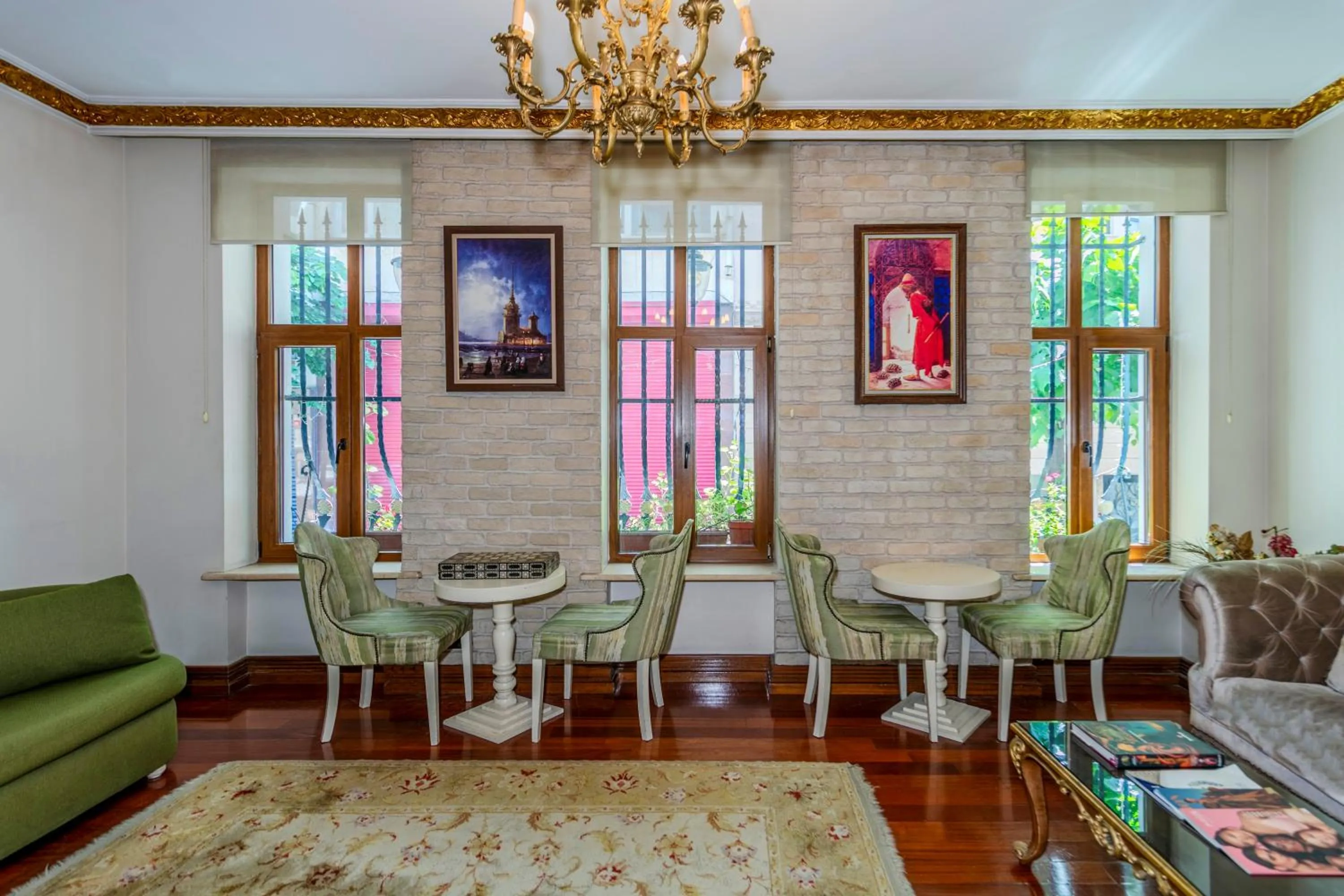 Living room in Nil Hotel İstanbul City Center