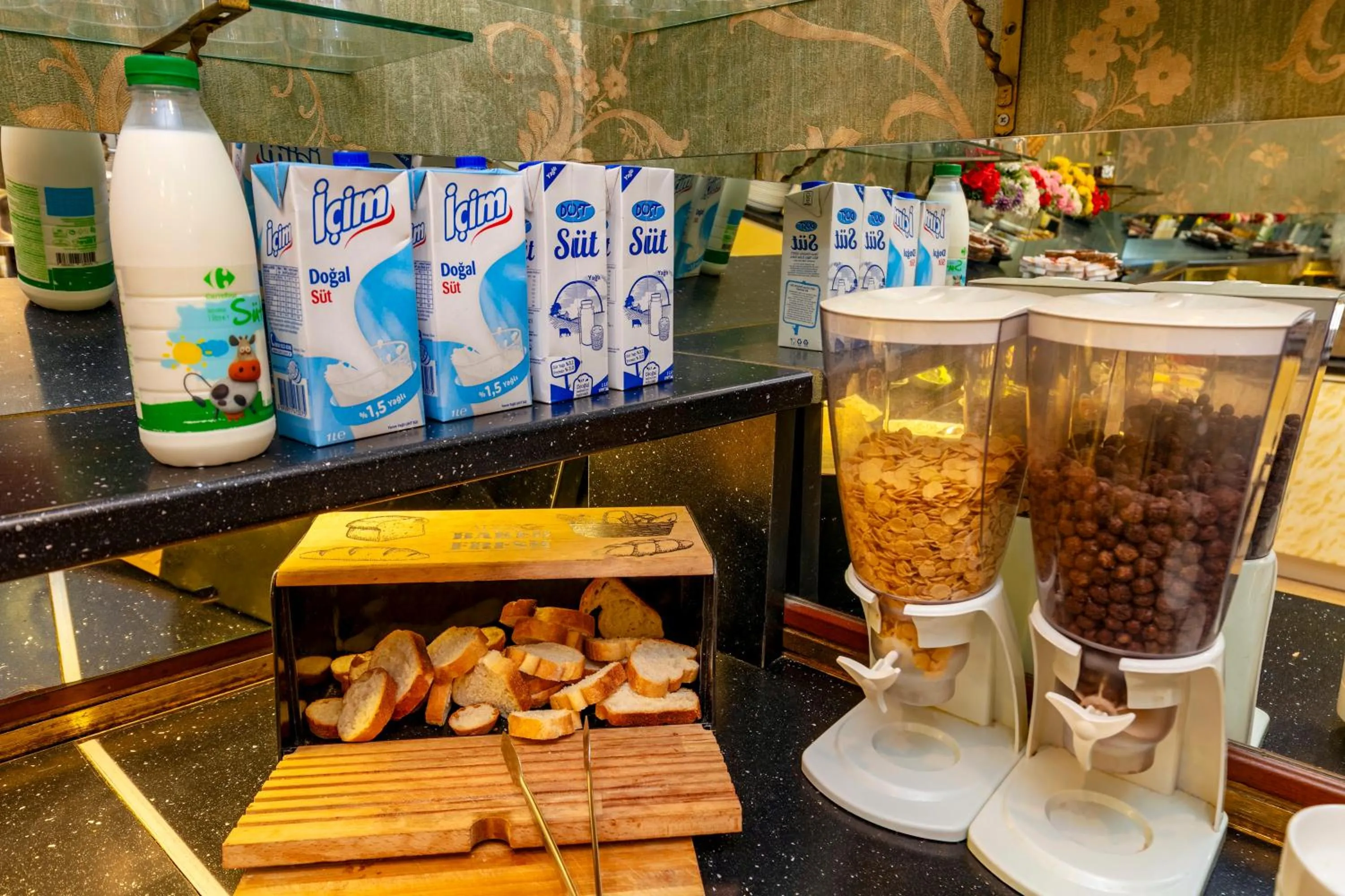 Coffee/tea facilities in Nil Hotel İstanbul City Center