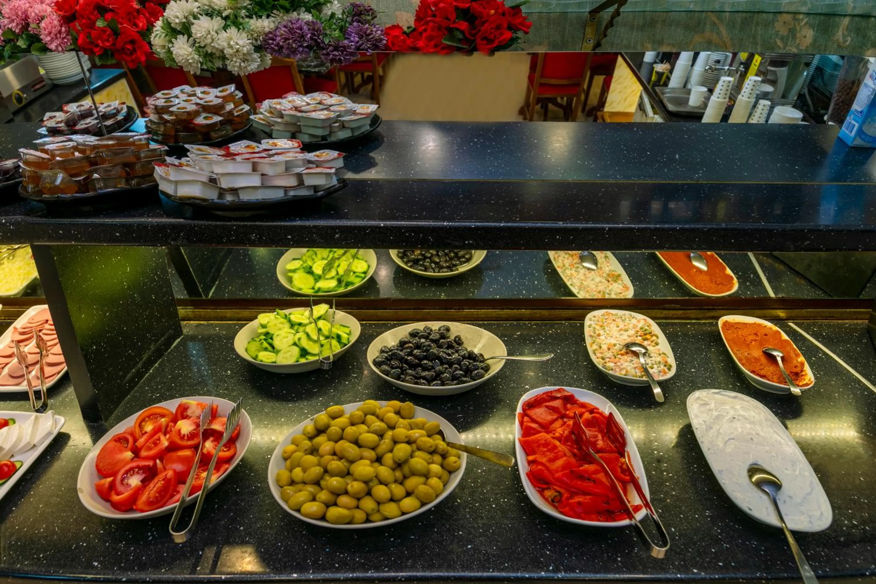 Food and drinks in Nil Hotel İstanbul City Center