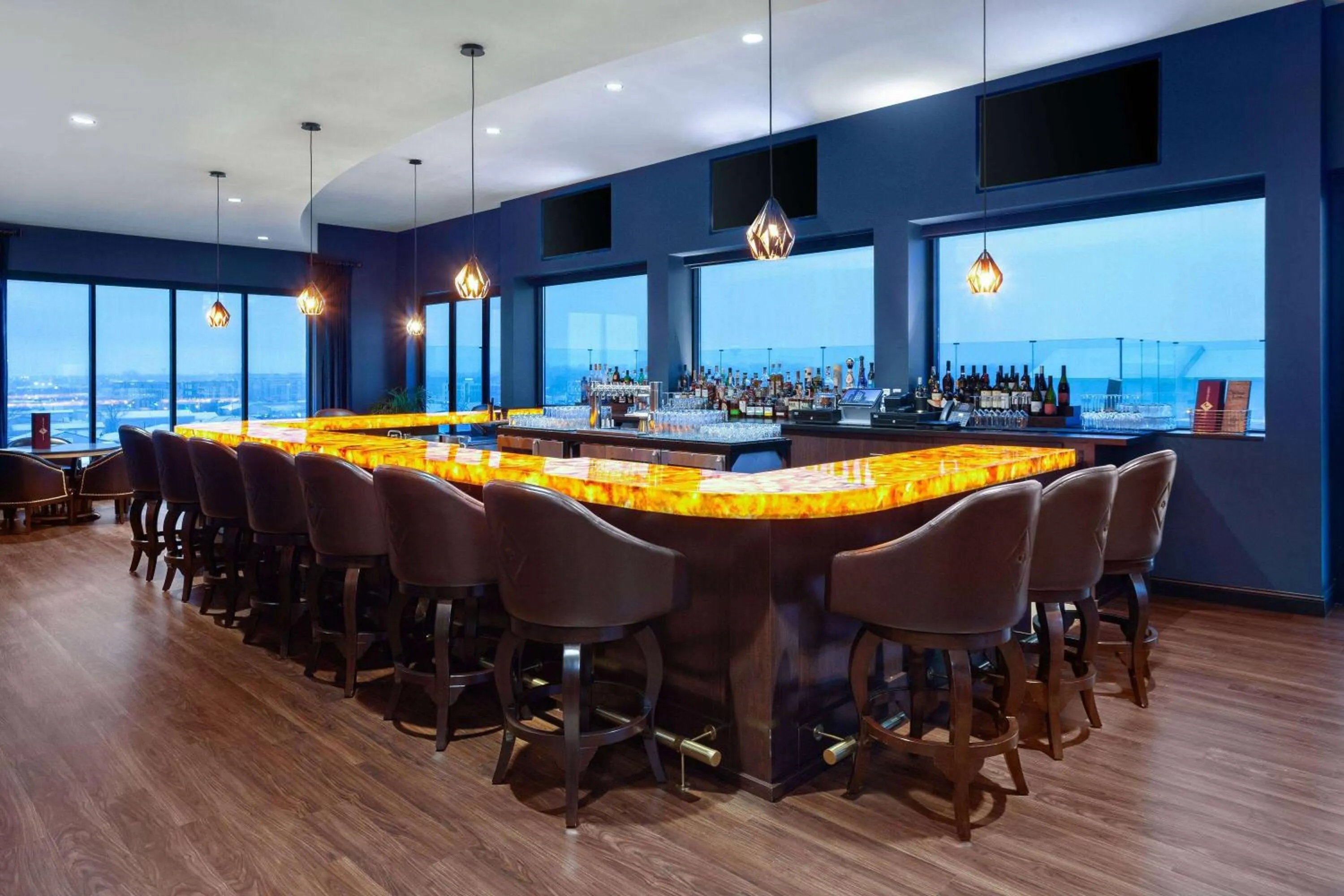 Lounge or bar in Legacy Hotel, Trademark Collection by Wyndham