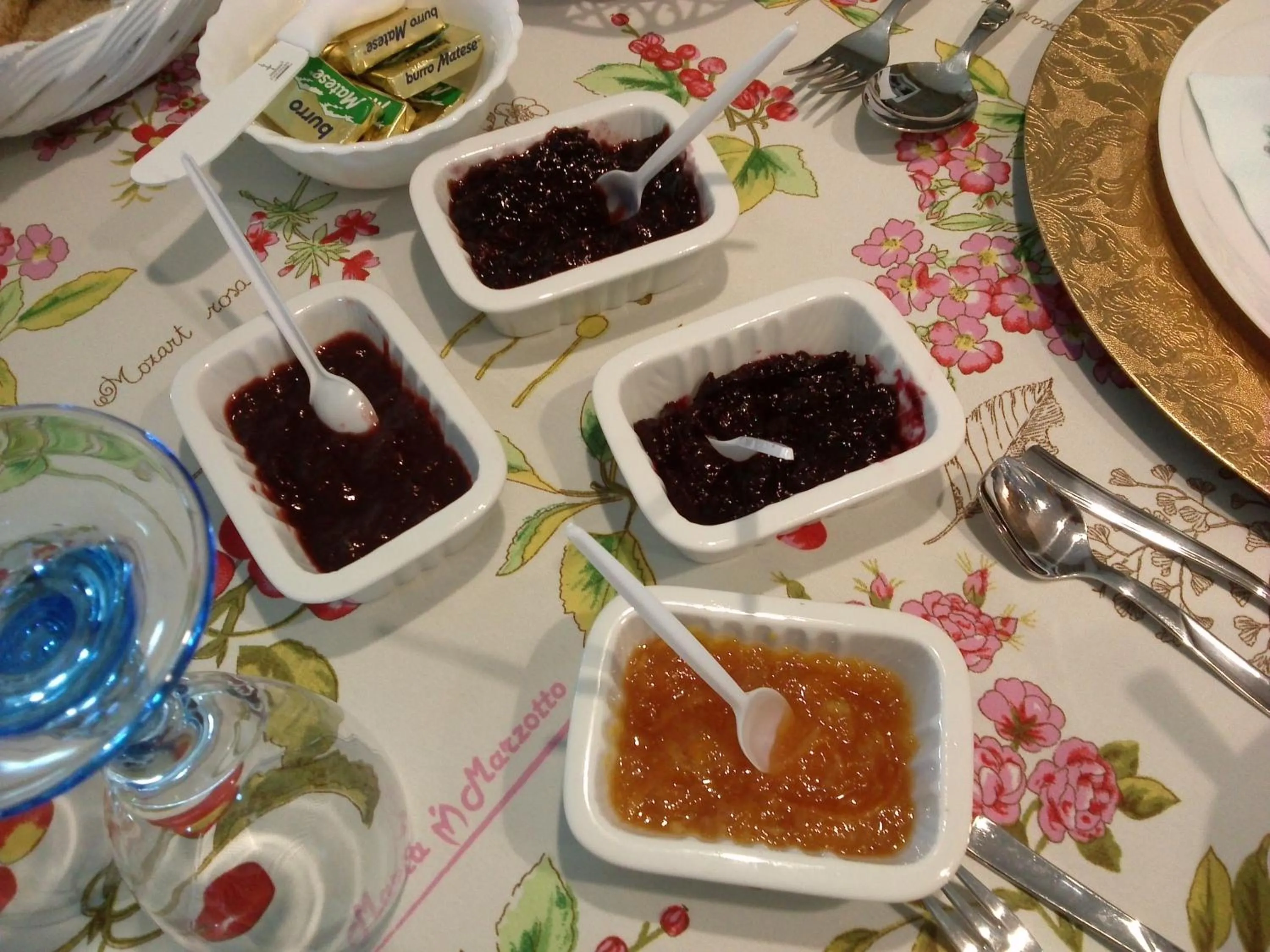 Continental breakfast in B&B Il Cielo Sui Sassi