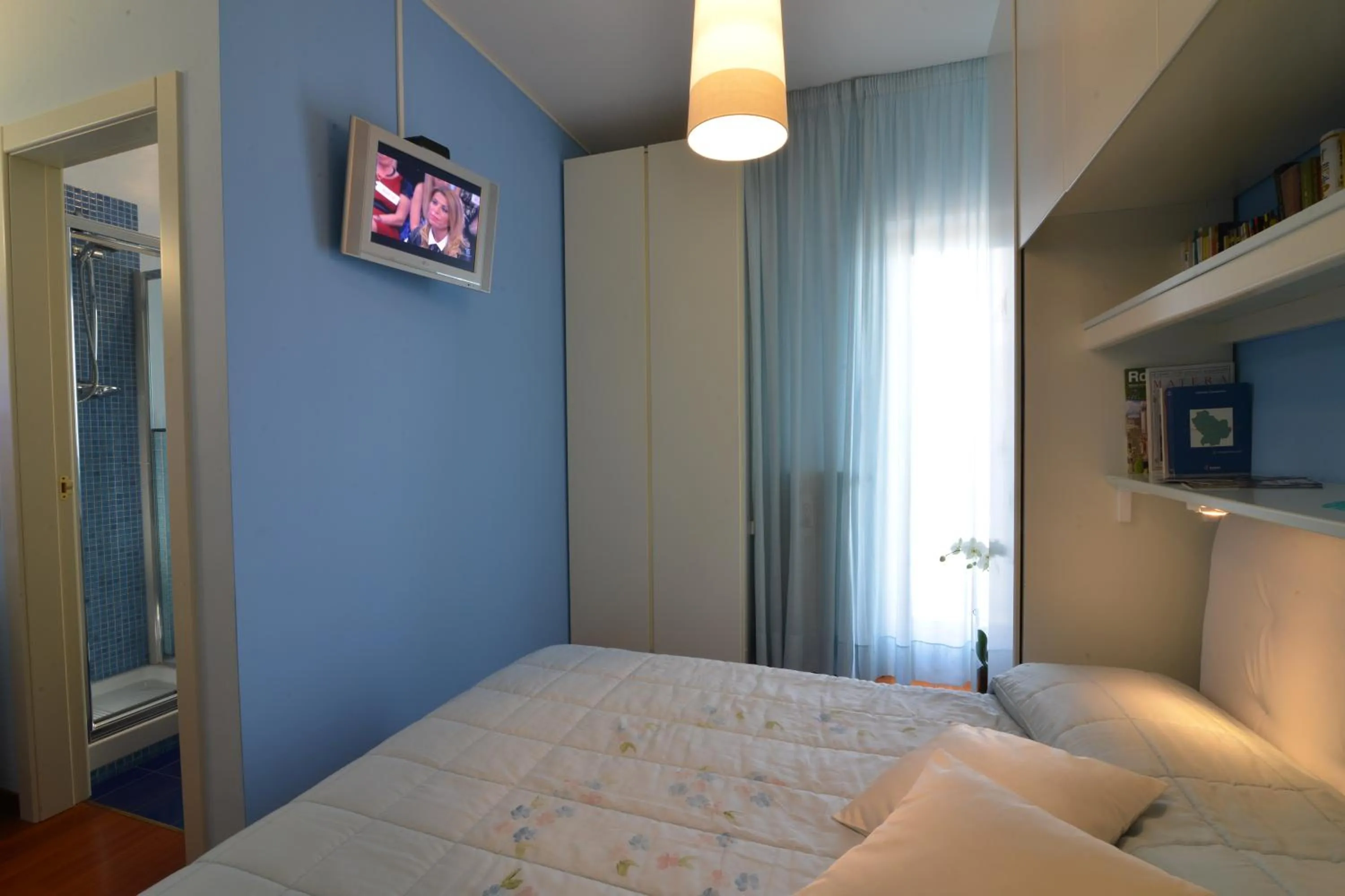 Photo of the whole room, Bed in B&B Il Cielo Sui Sassi