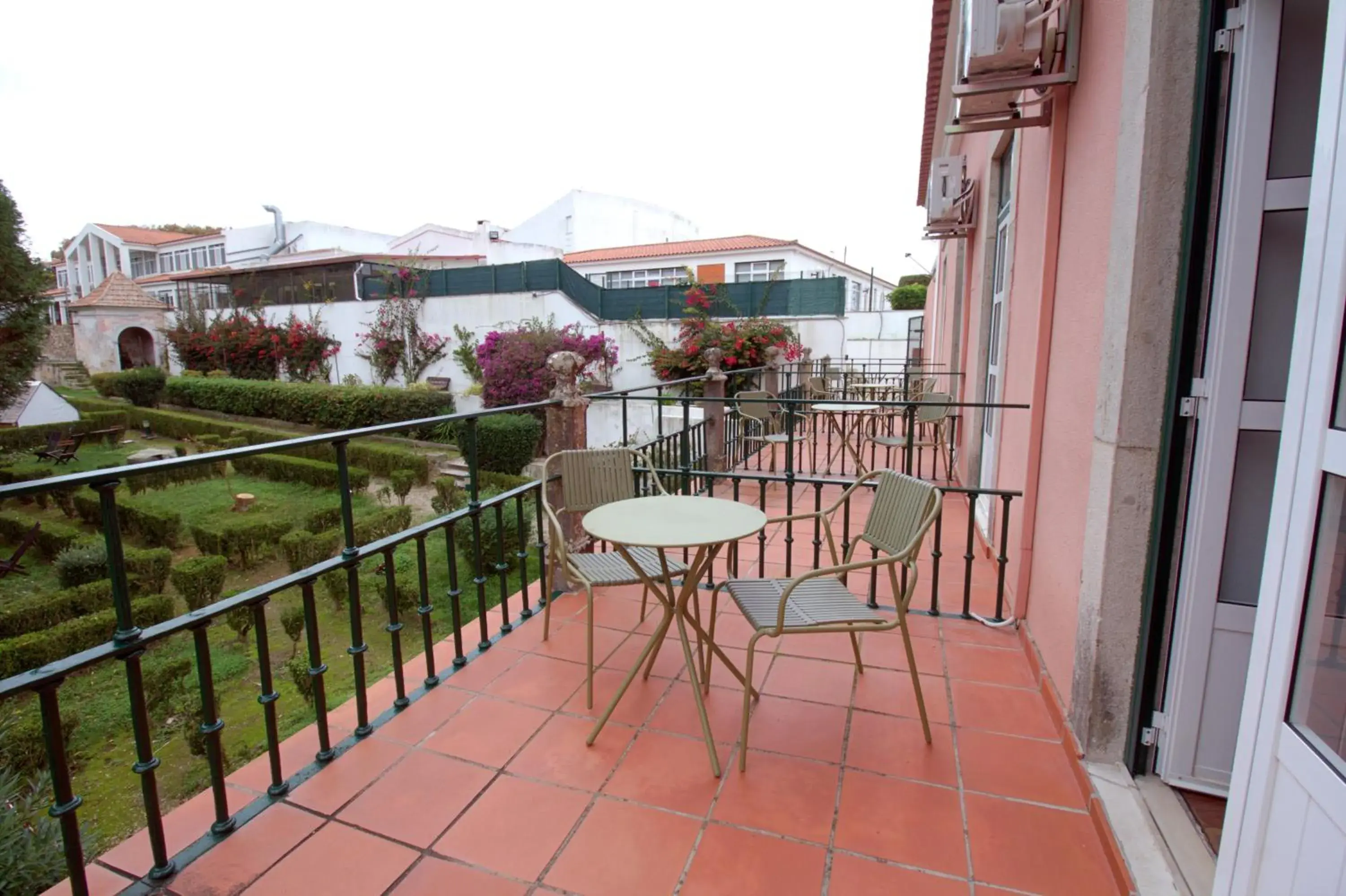 Property building in WOT Sarrazola Soul Property building in WOT Sarrazola Soul