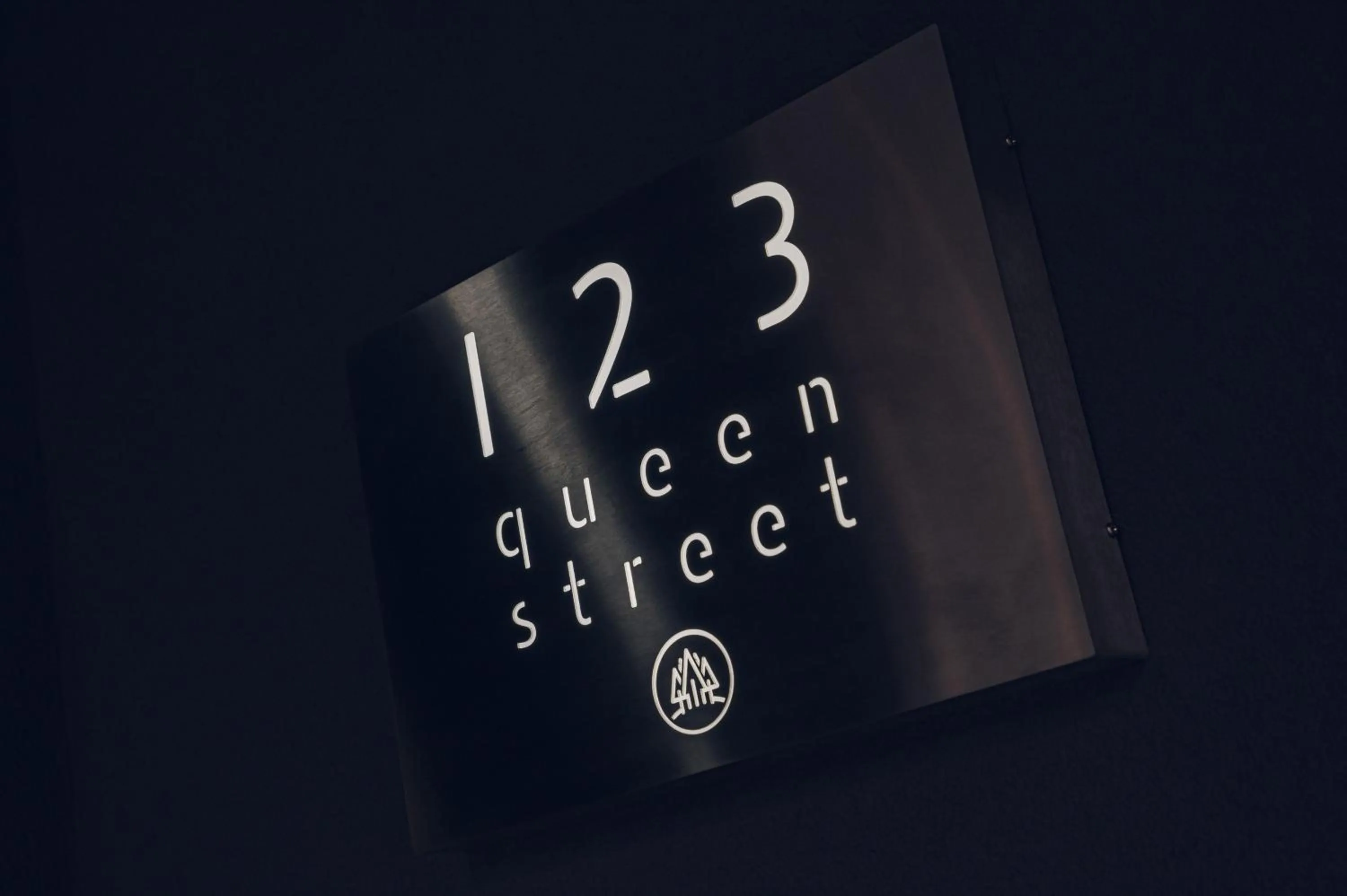 123 Queen Street - Home Crowd Luxury Apartments