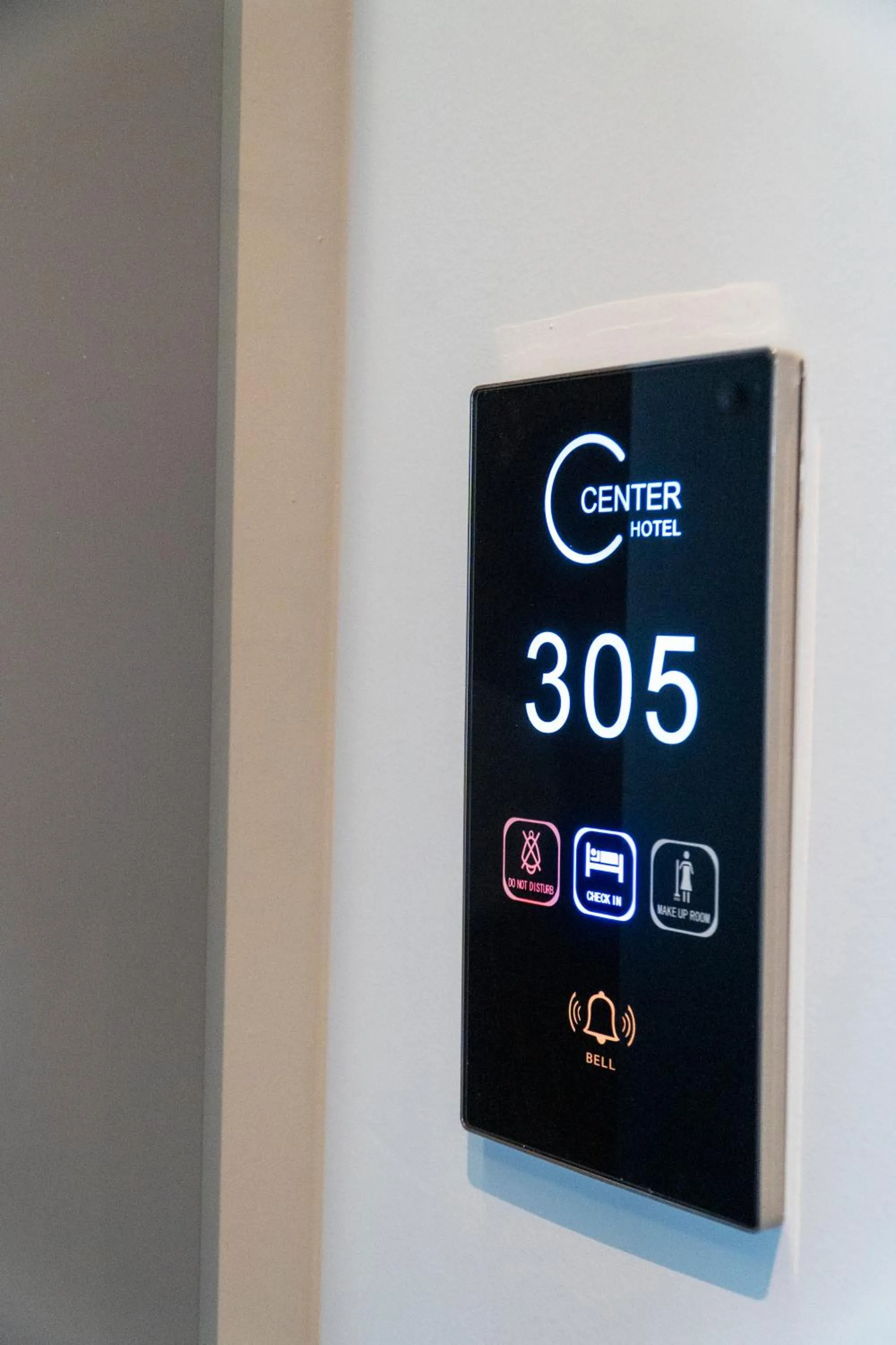 Logo/Certificate/Sign in Center Hotel