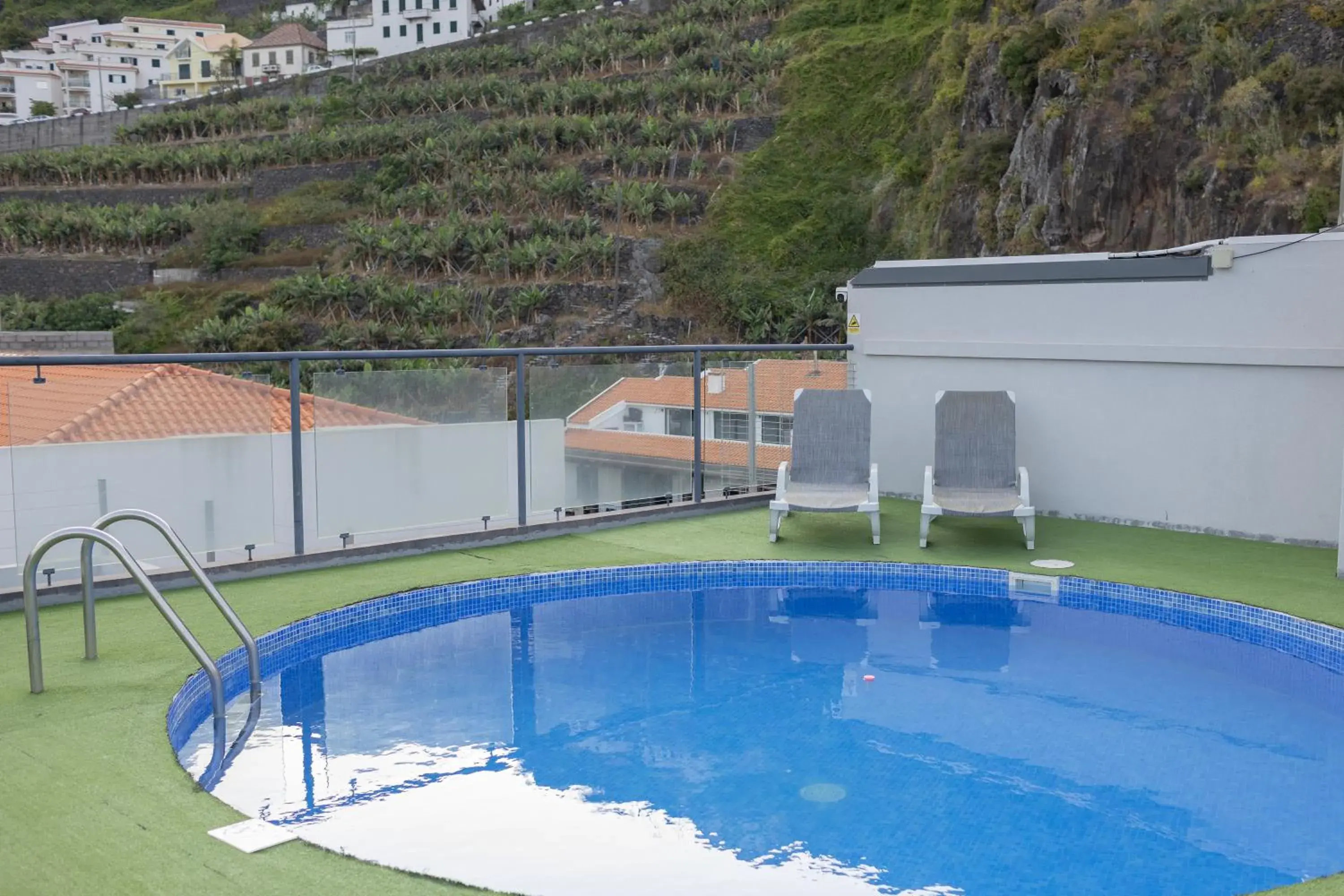 Pool view in Flag Hotel Madeira - Ribeira Brava Pool view in Flag Hotel Madeira - Ribeira Brava