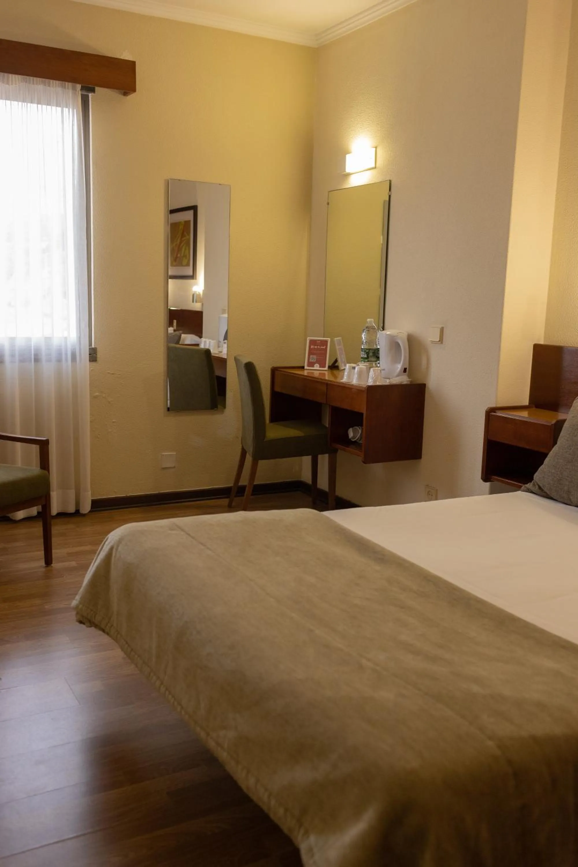 Bed in Flag Hotel Madeira - Ribeira Brava