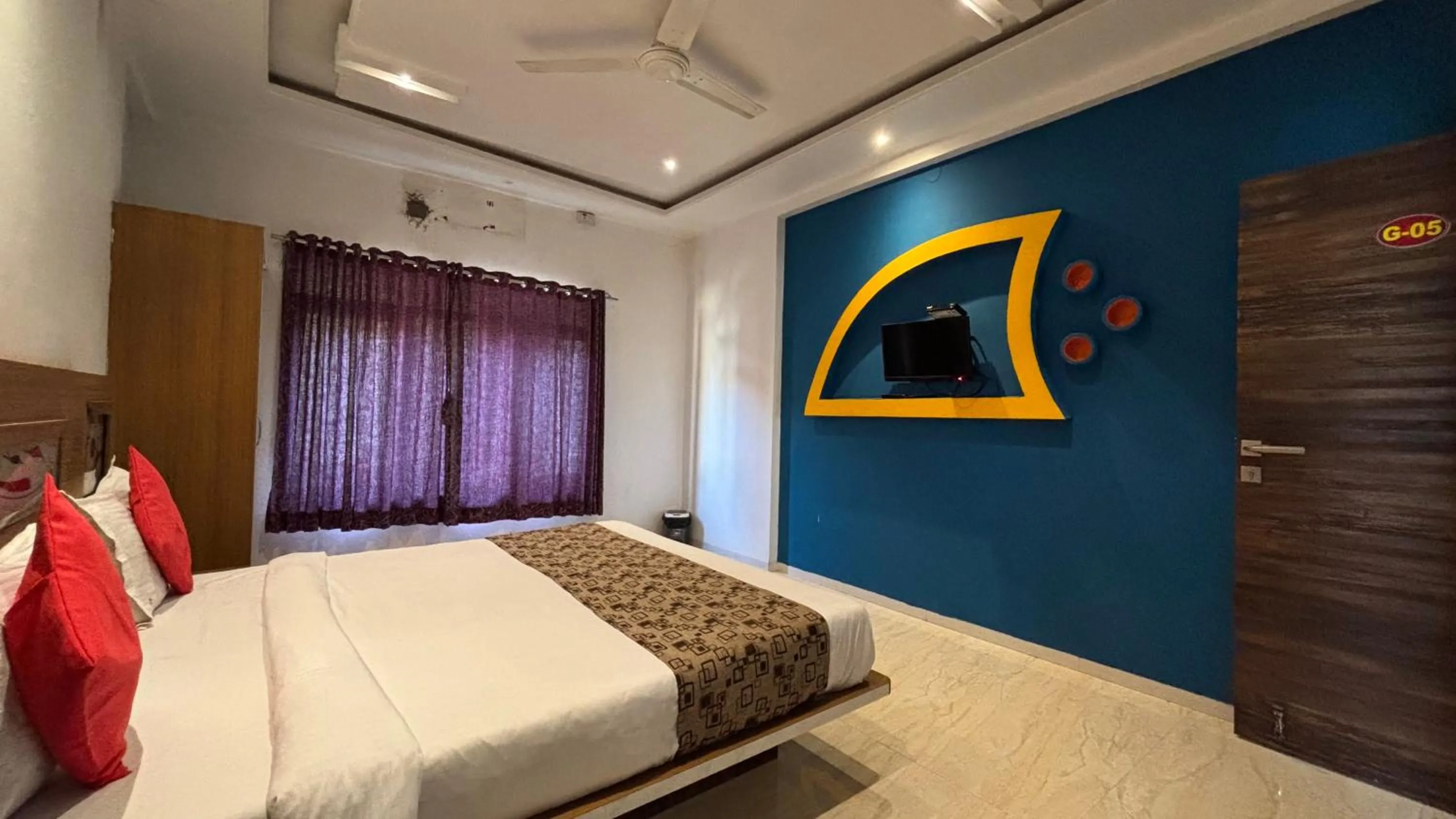 Bed in Veggies Residency